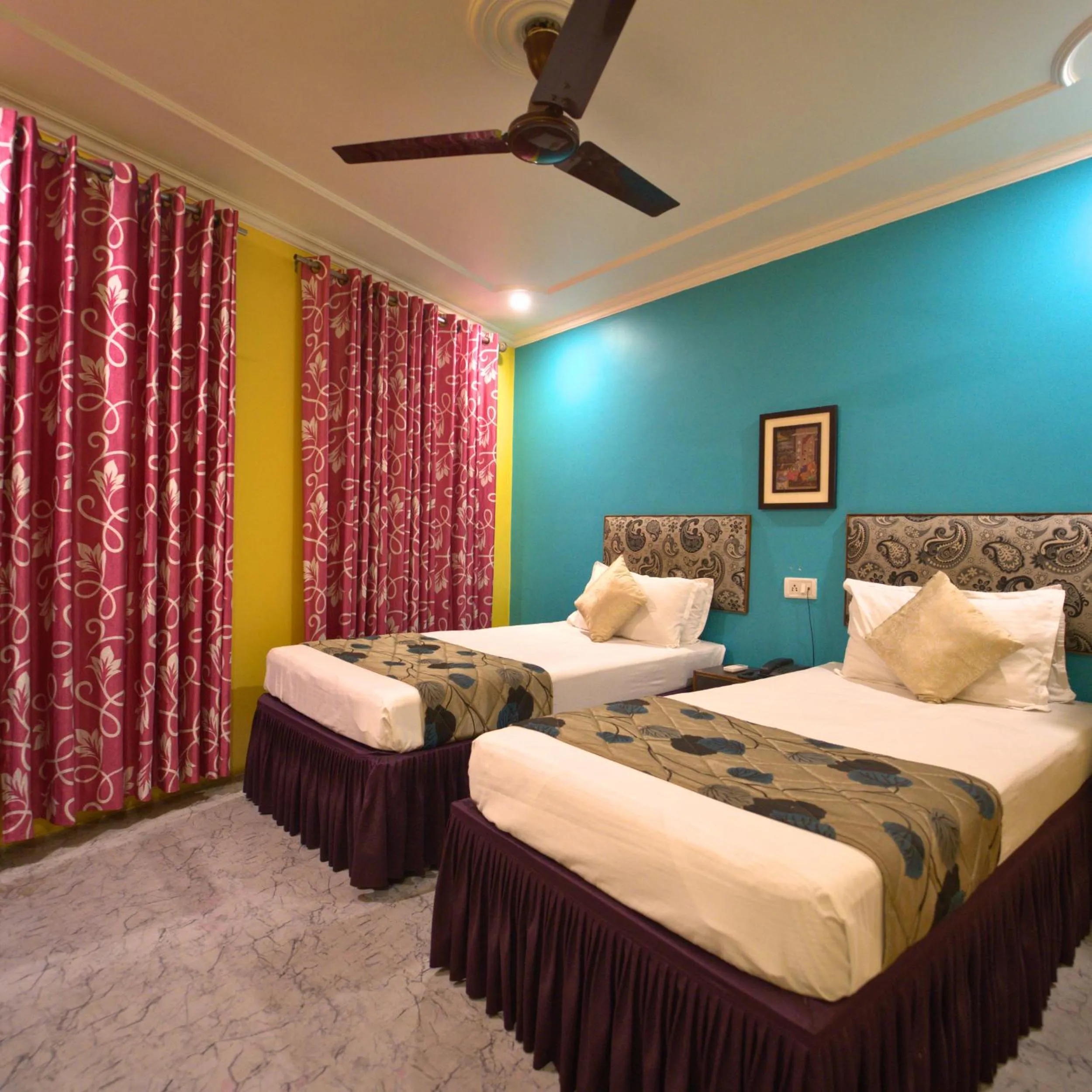 Bedroom, Bed in Tara Guest House