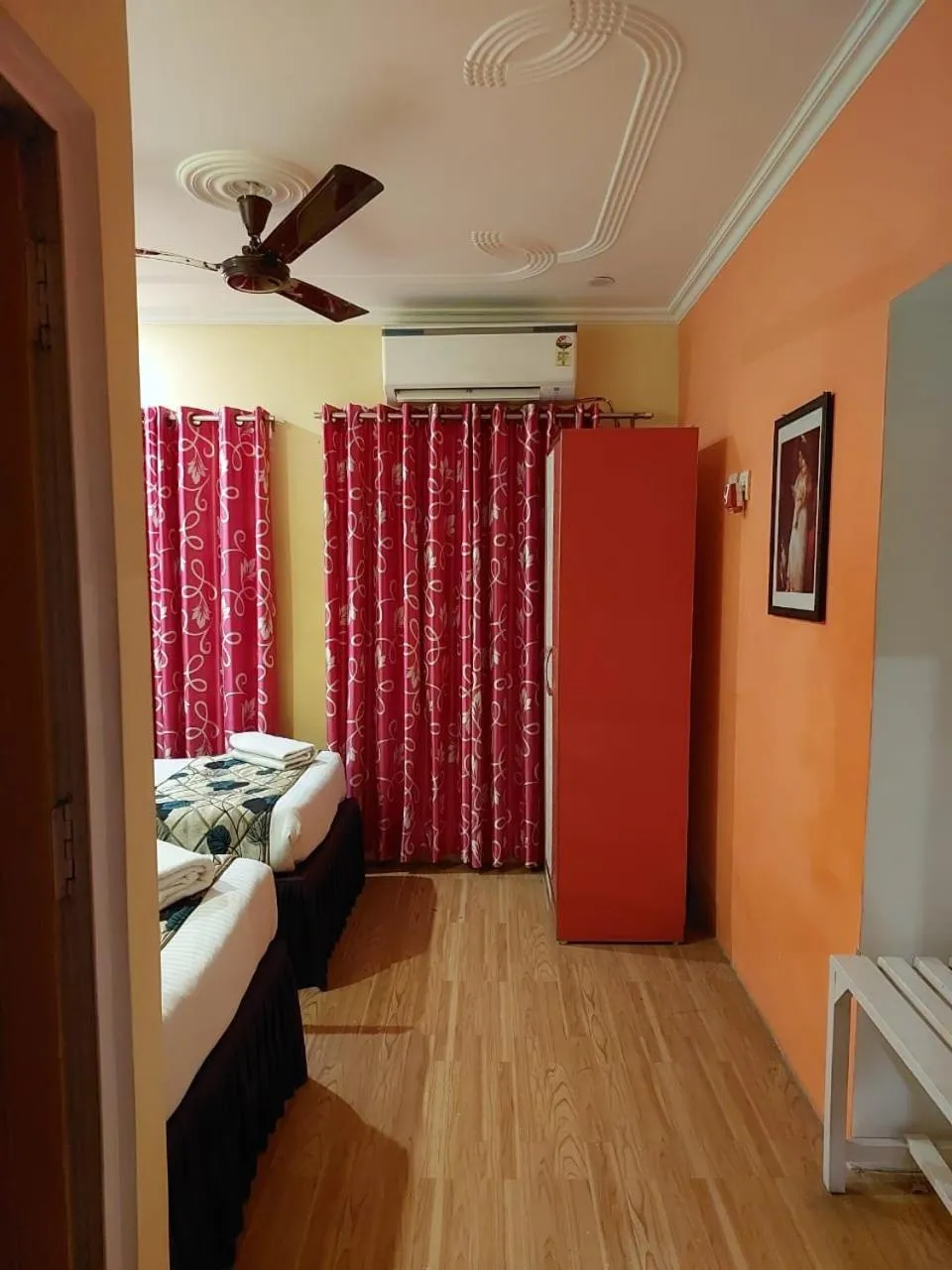 Bedroom, Bed in Tara Guest House