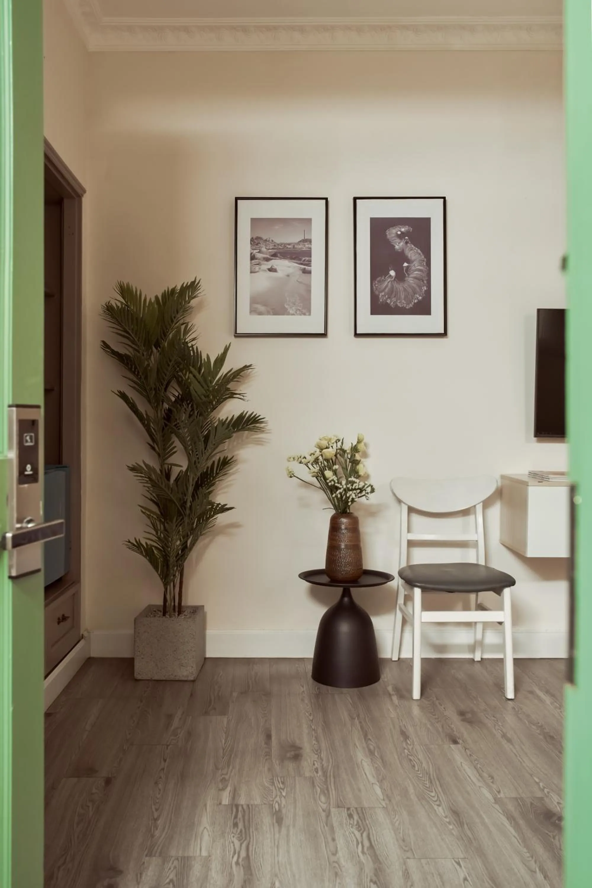 Seating area in The One Ben Thanh Hotel-City Center