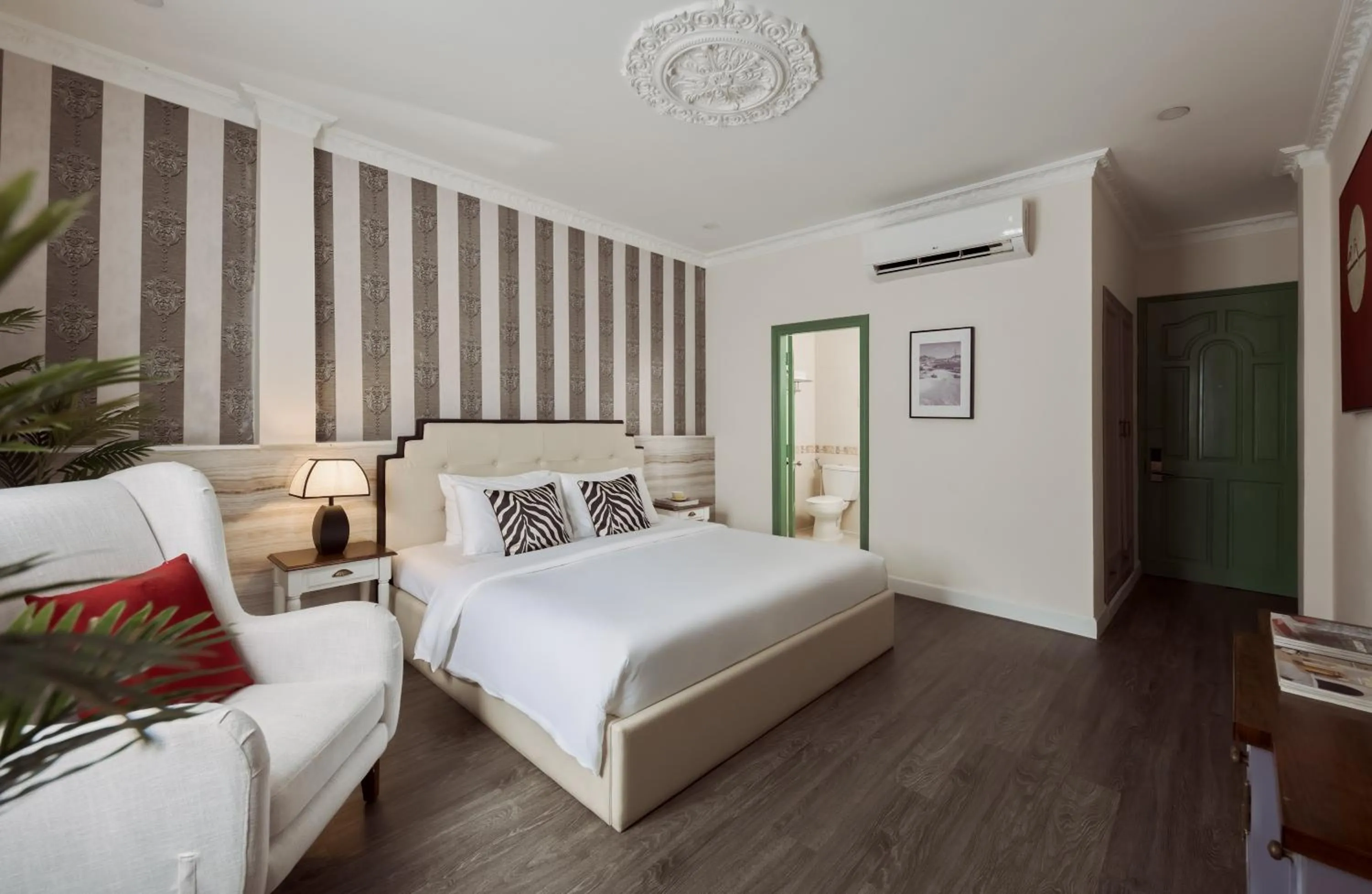 Bed in The One Ben Thanh Hotel-City Center