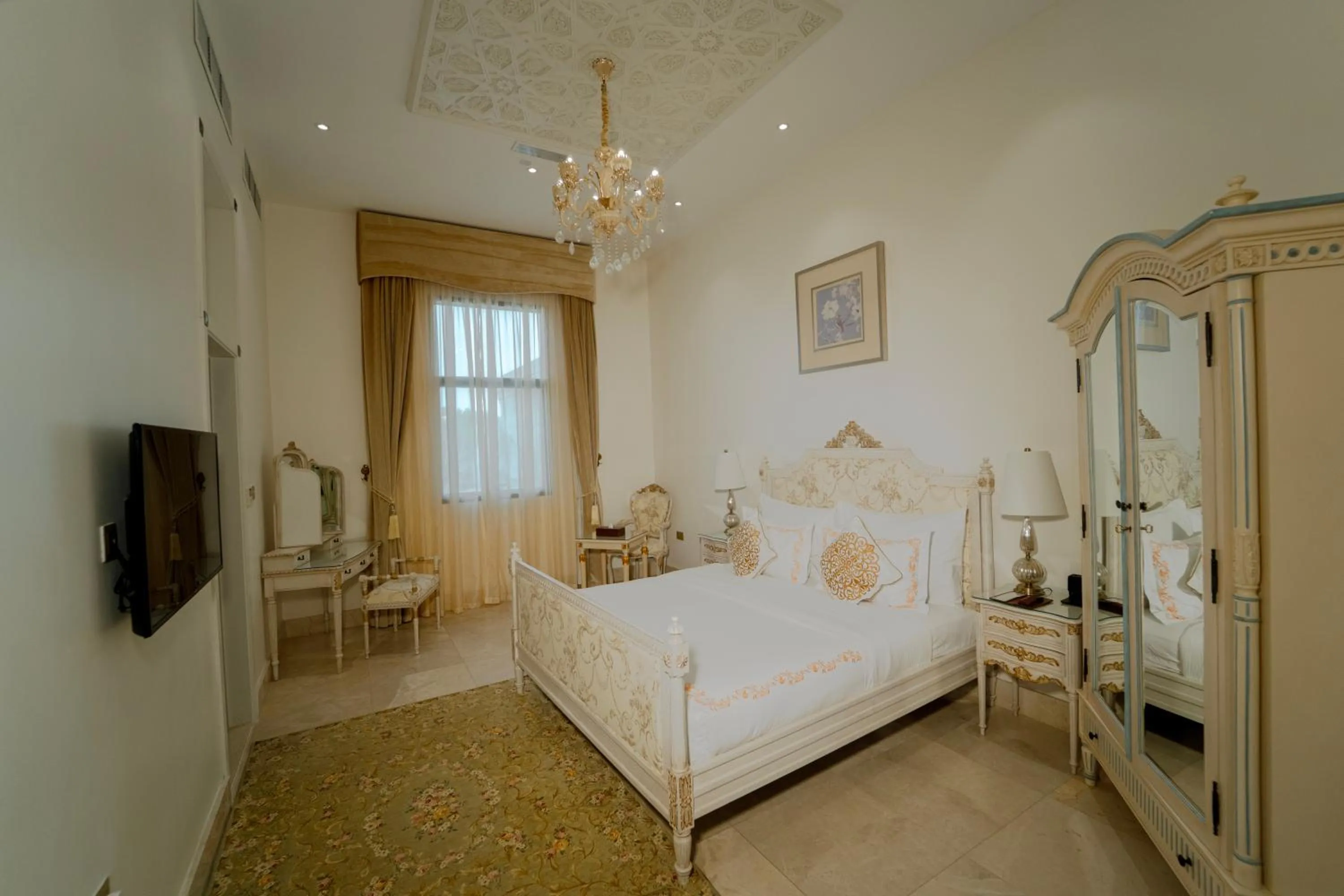 Bed in Western Hotel - Madinat Zayed