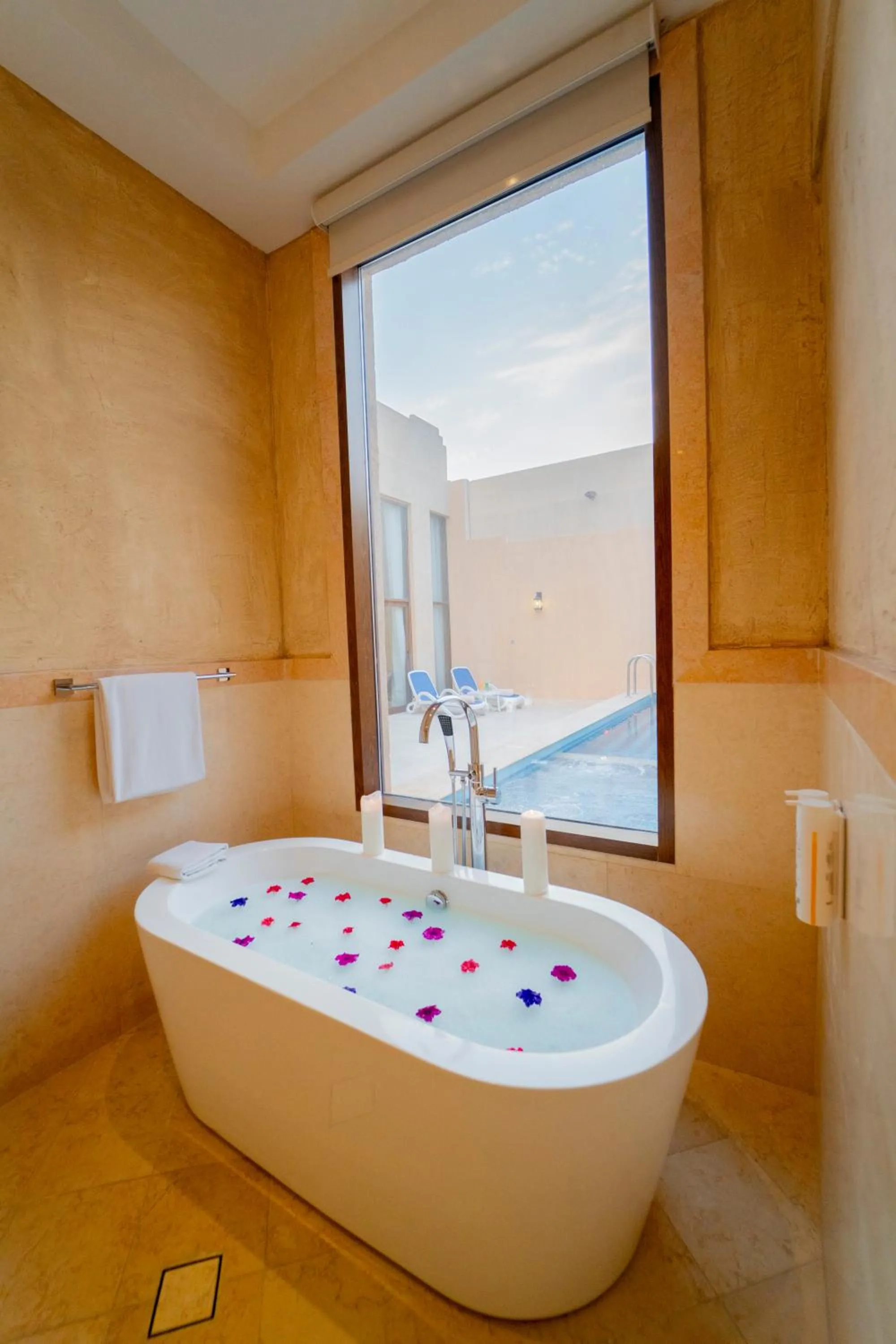 Western Hotel - Madinat Zayed