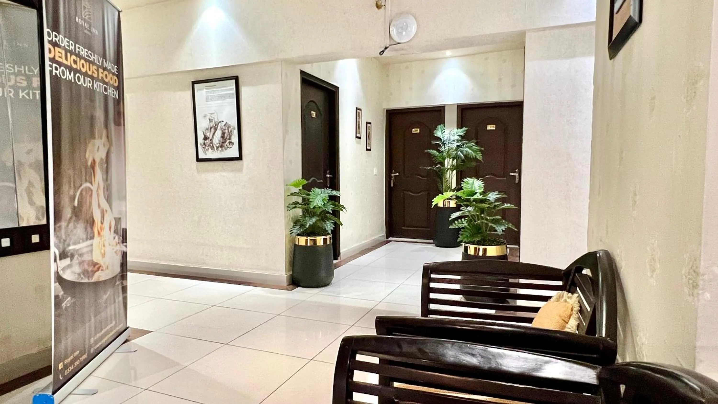 Lobby or reception in Royal Inn Hotel