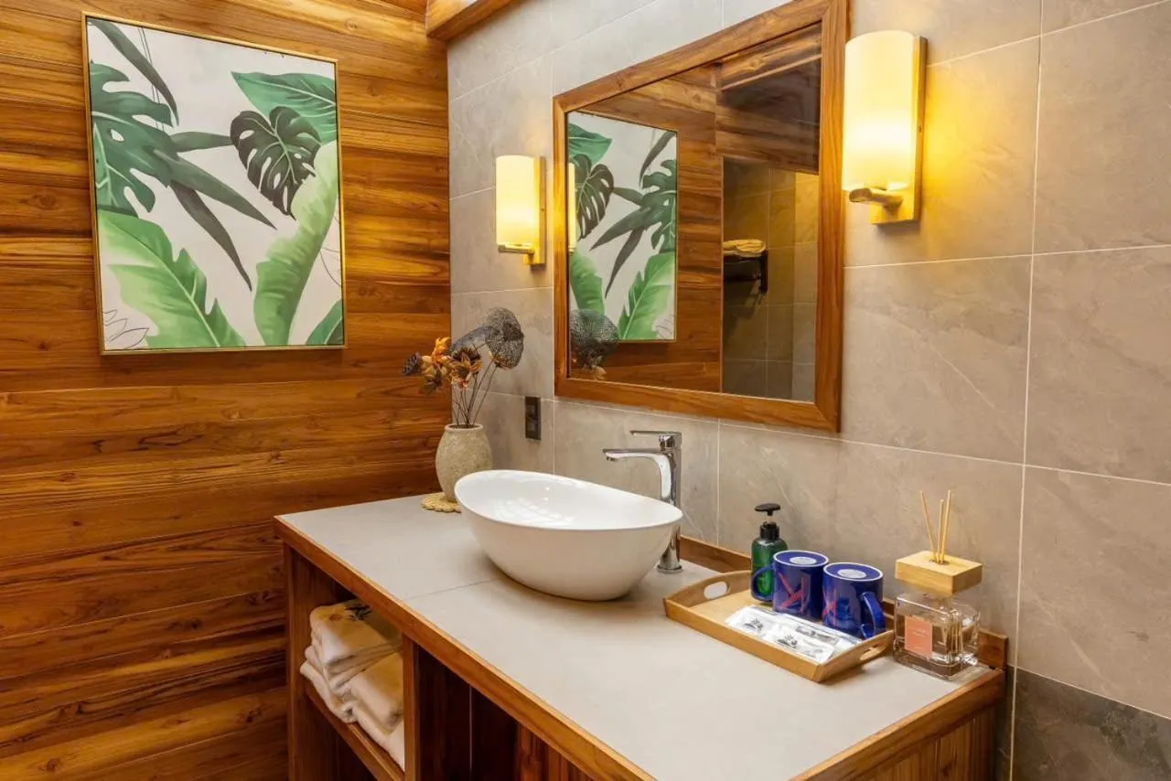 Bathroom in Rocks Beach Boutique