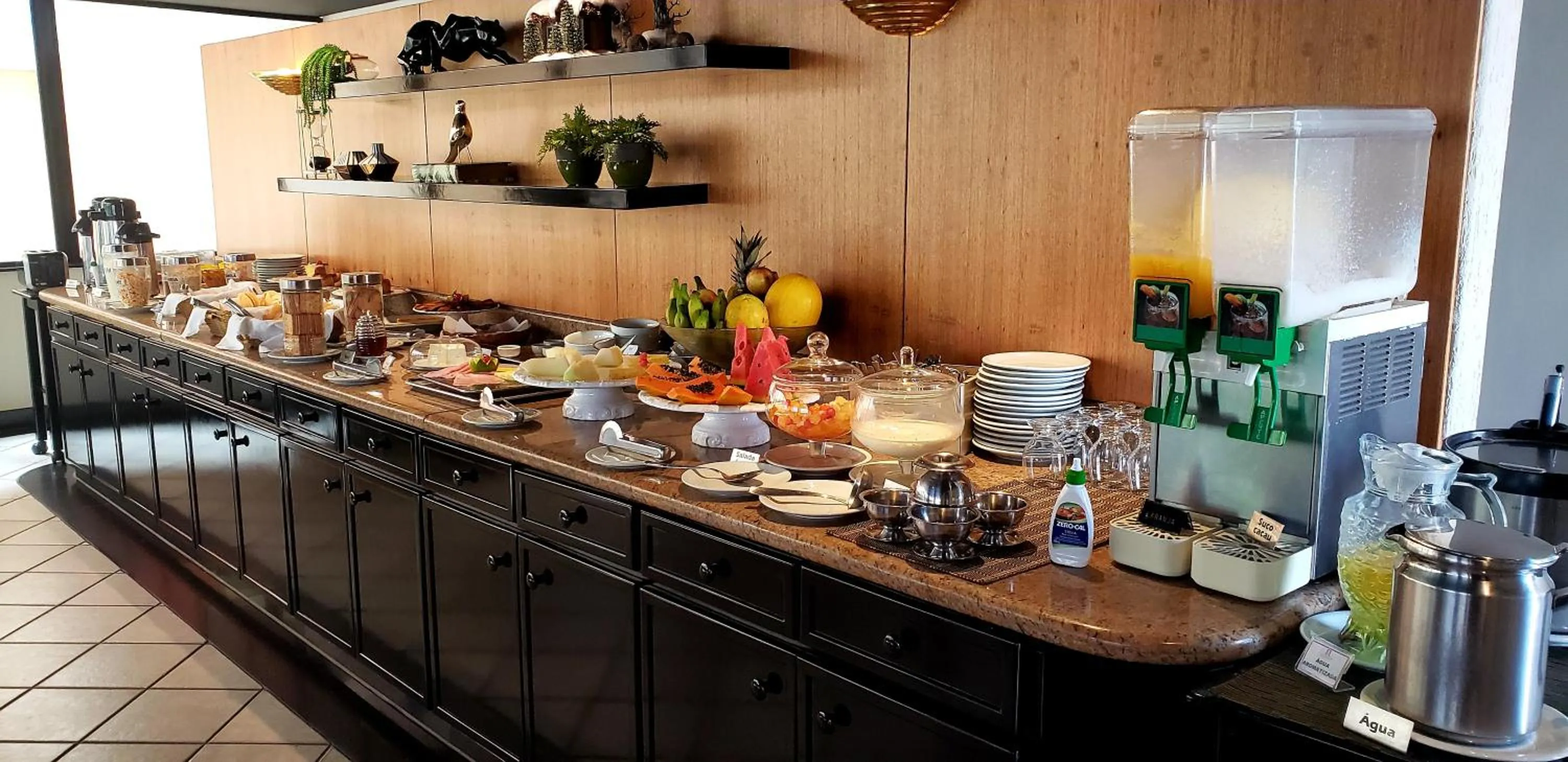 Breakfast in Lord Plaza Hotel