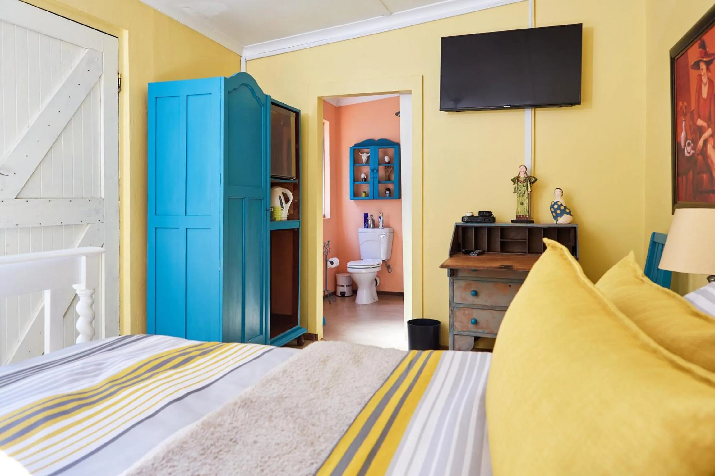 Photo of the whole room in Tamarisk Bed & Breakfast