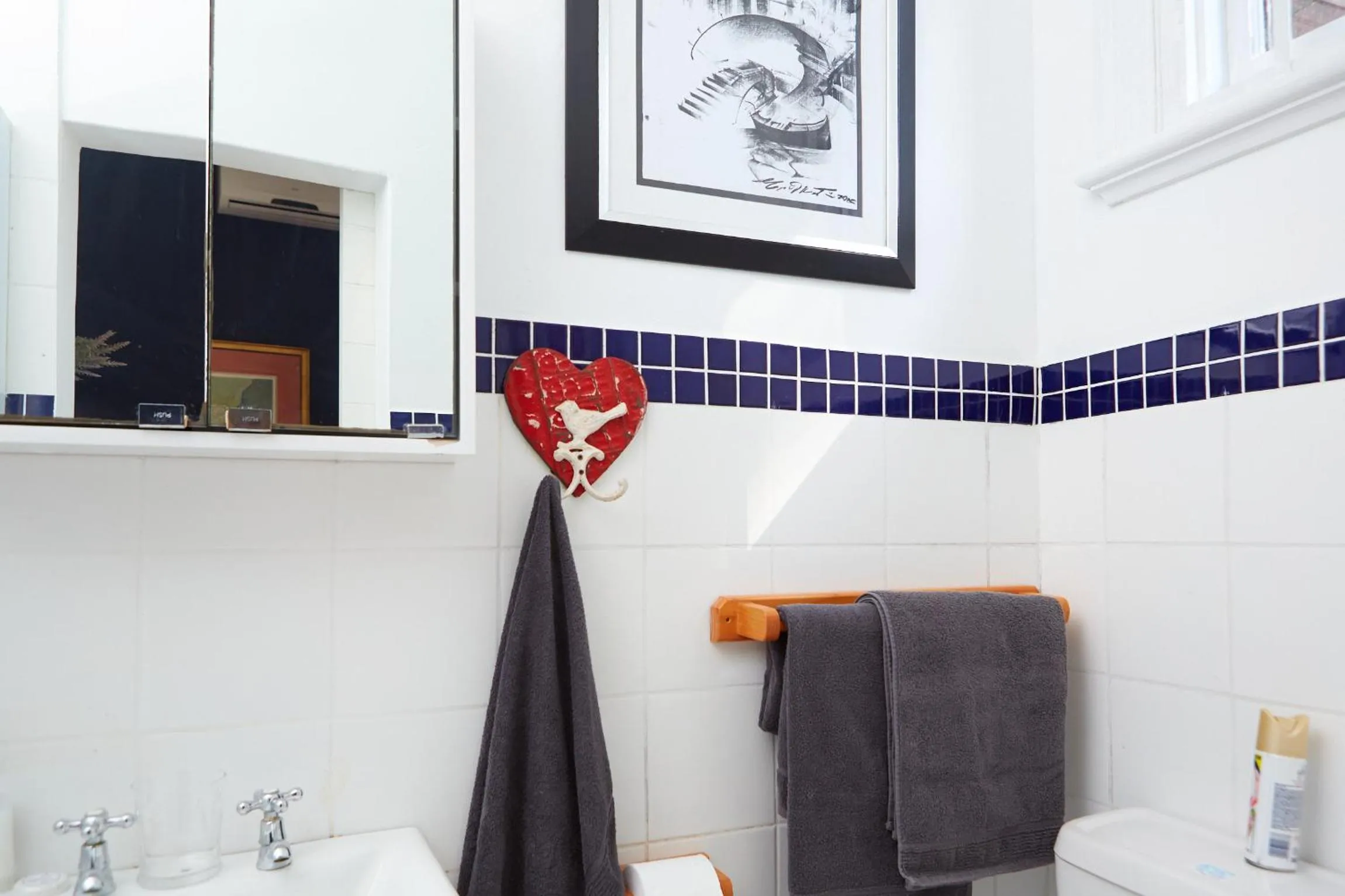 Bathroom in Tamarisk Bed & Breakfast