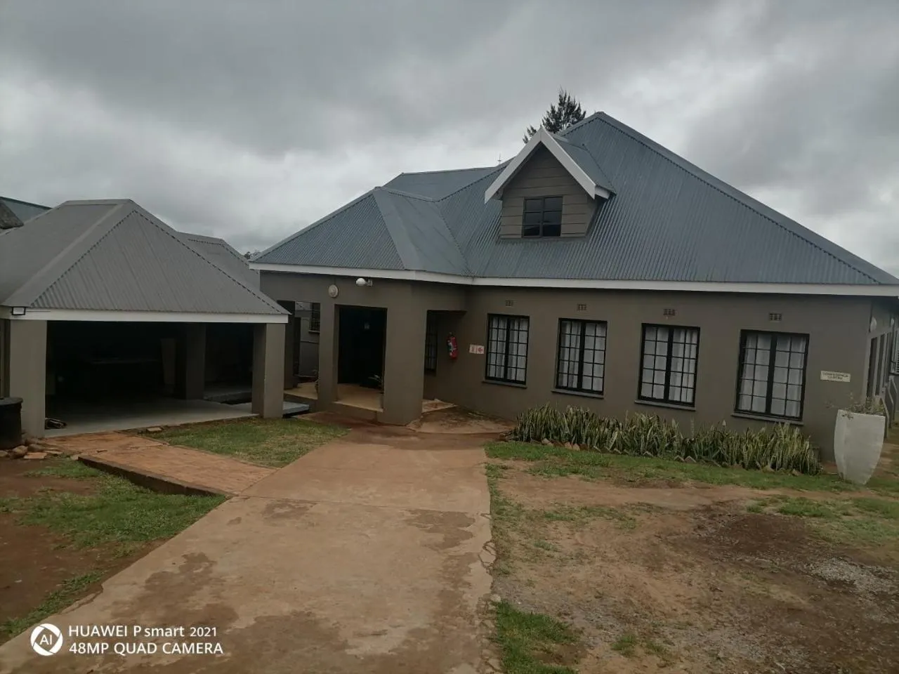 Property building in Nongoma Lodge & Inn CC
