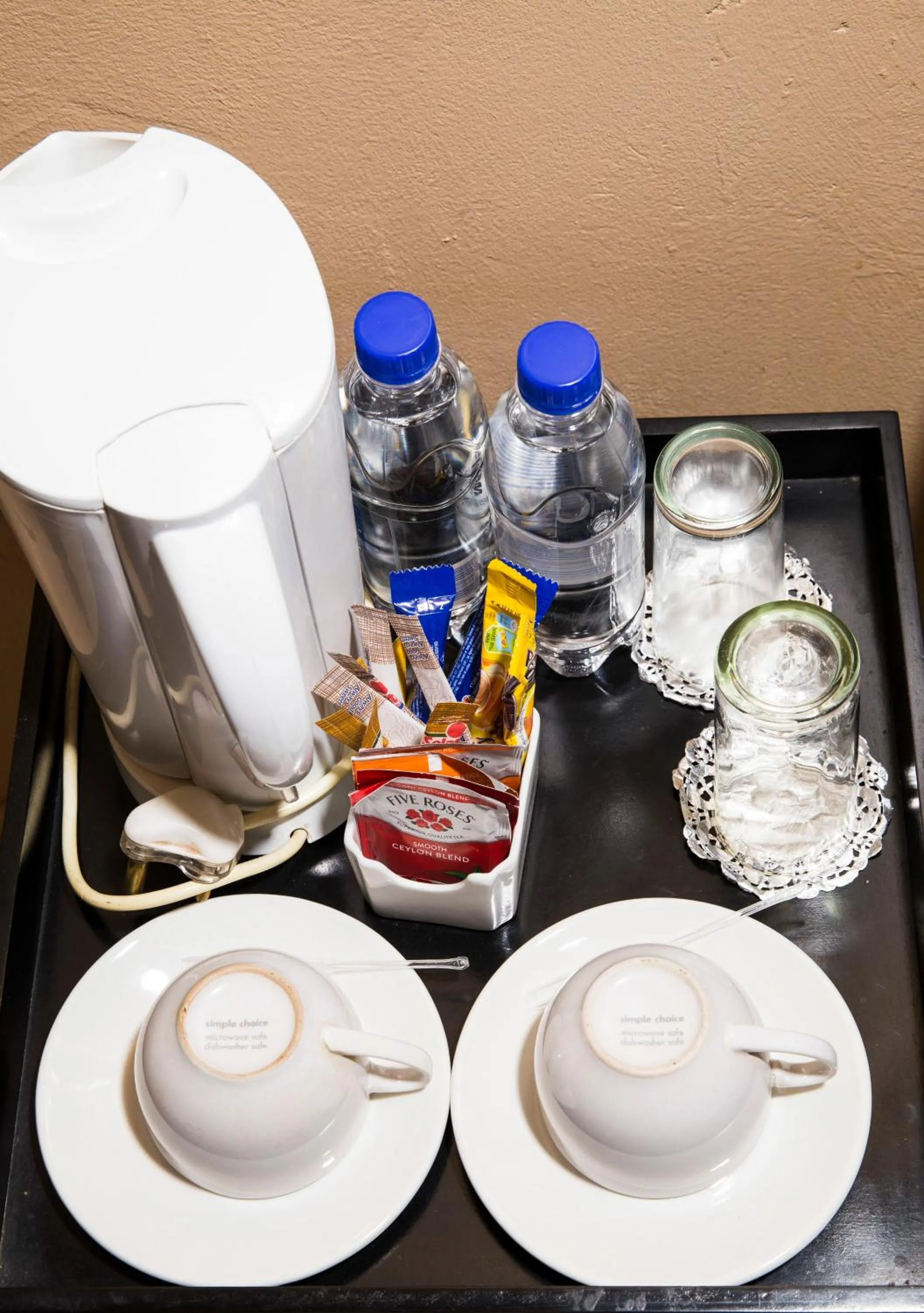 Coffee/tea facilities in Nongoma Lodge & Inn CC