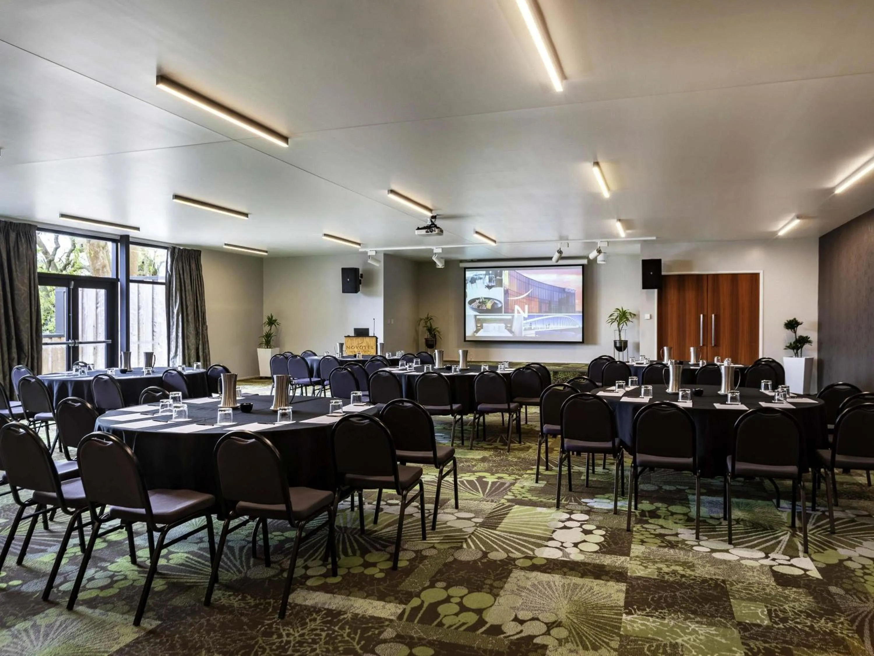 Meeting/conference room in Novotel New Plymouth Taranaki