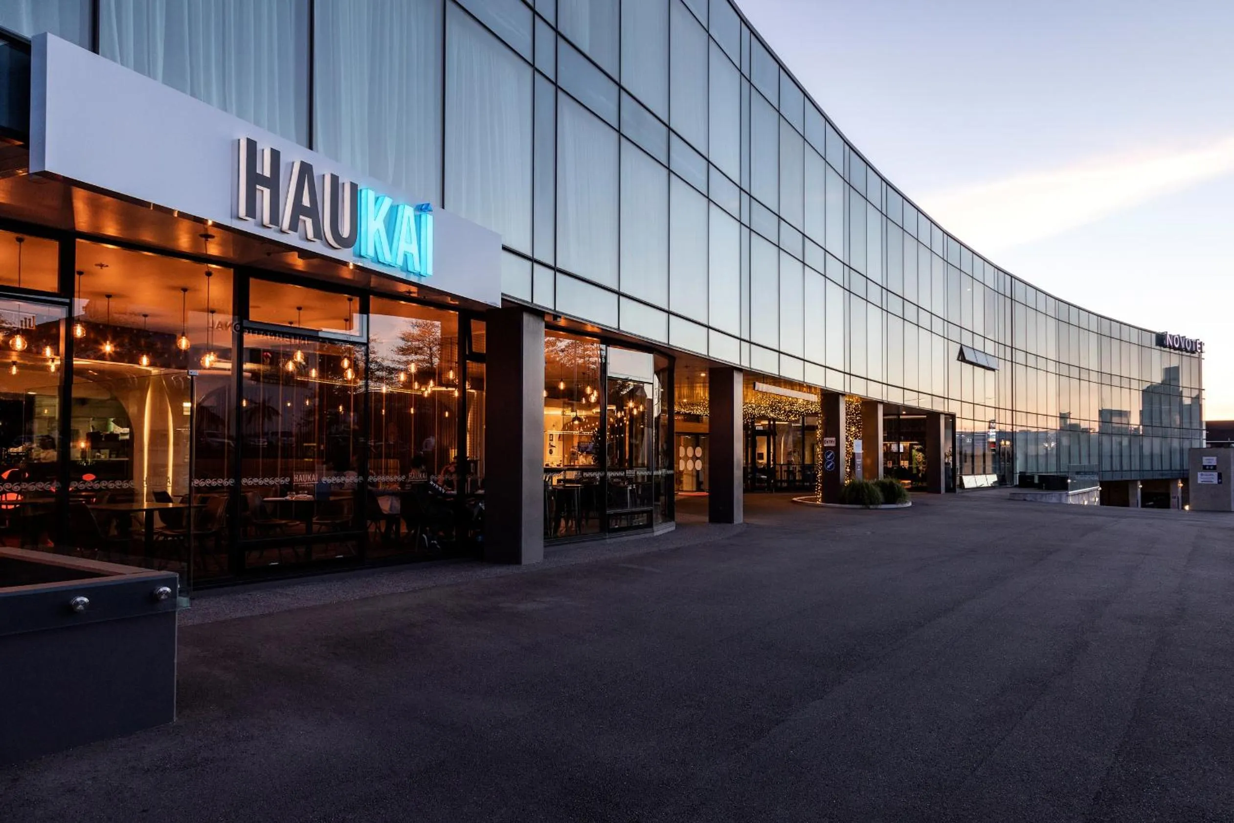 Property building in Novotel New Plymouth Taranaki