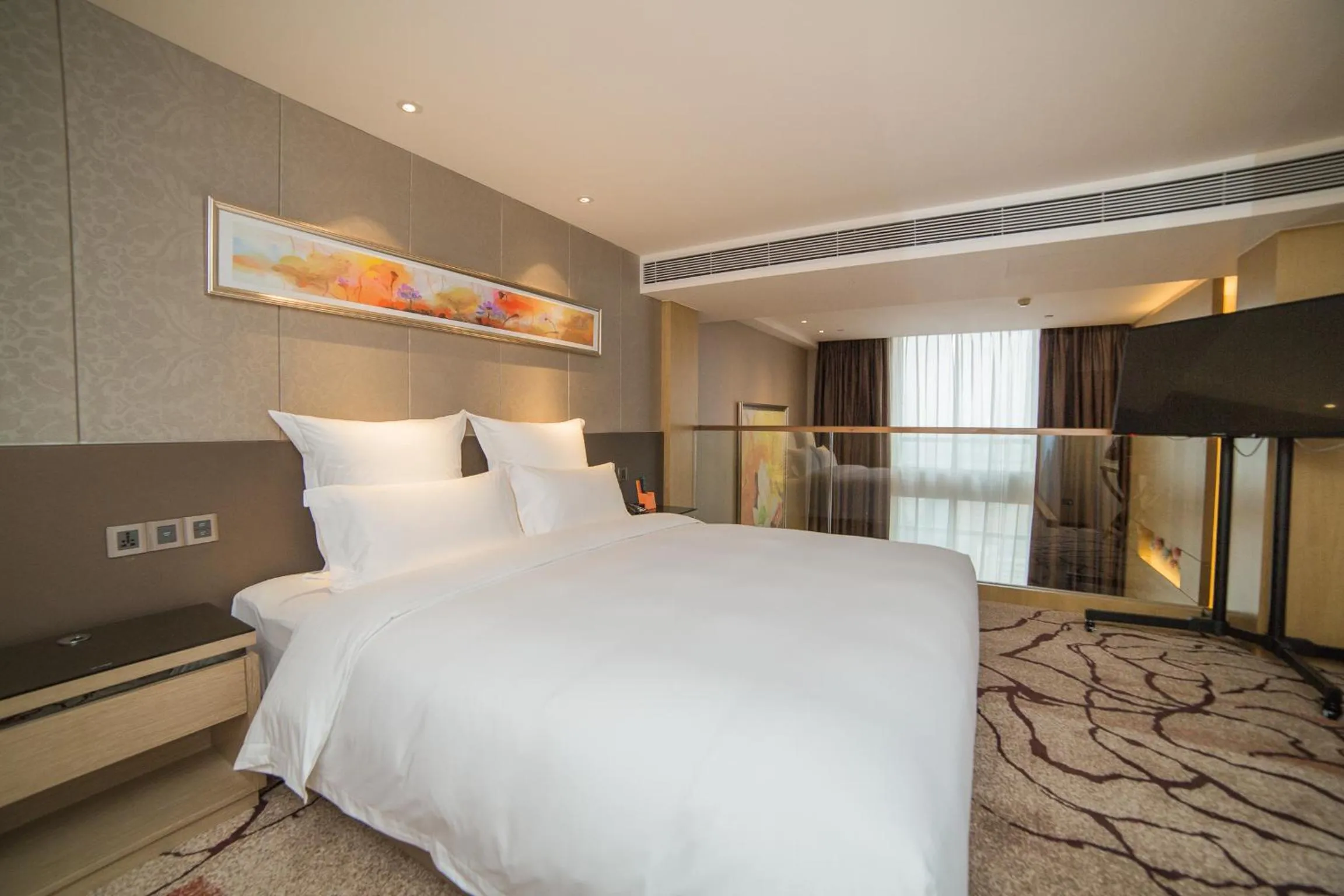 Bedroom, Bed in Pullman Shishi Mattison