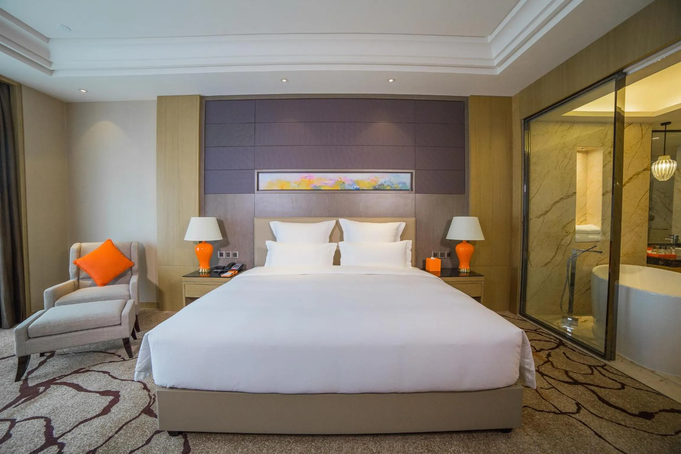 Decorative detail, Bed in Pullman Shishi Mattison