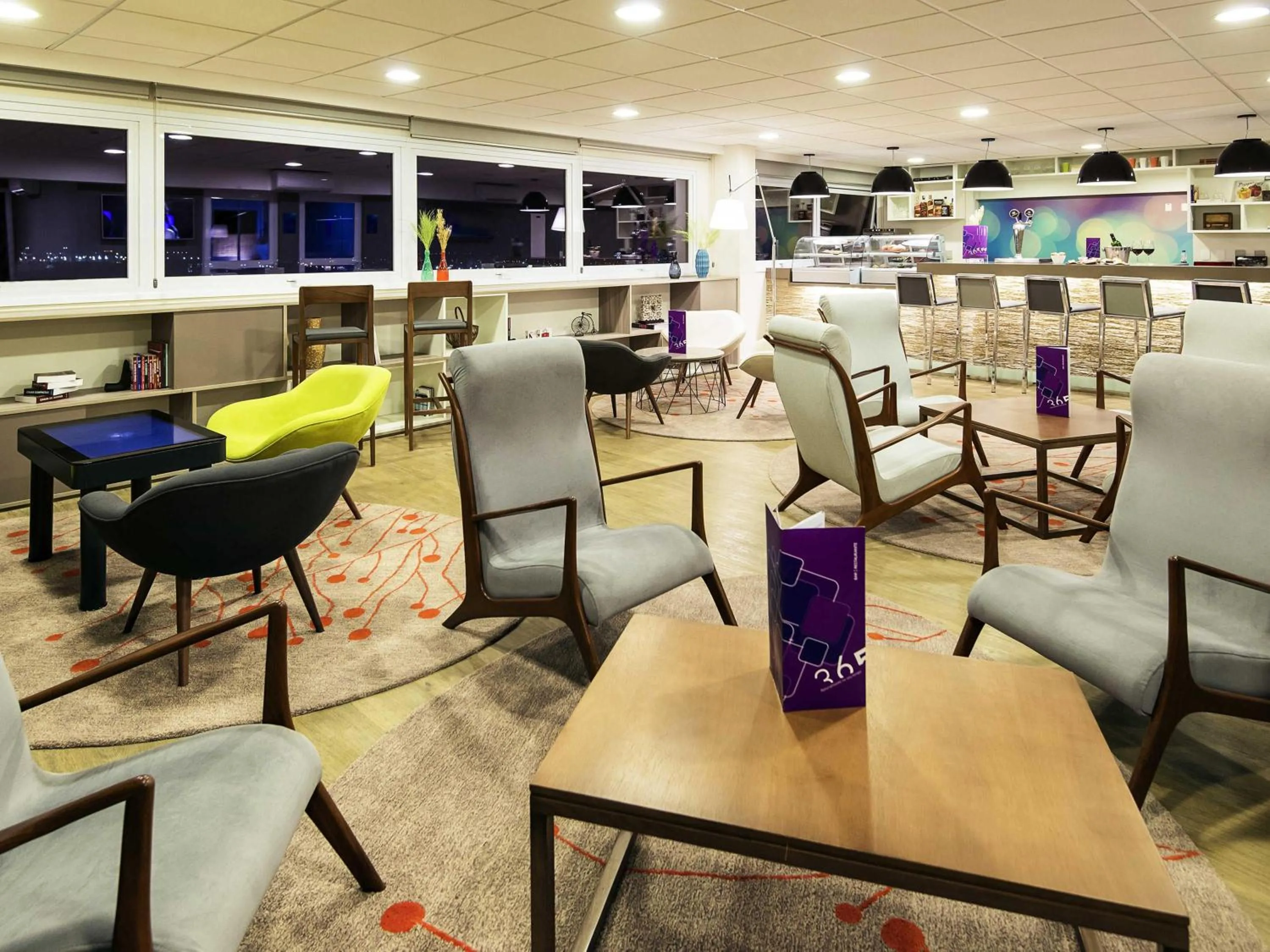 Lounge or bar in Novotel Santos Gonzaga