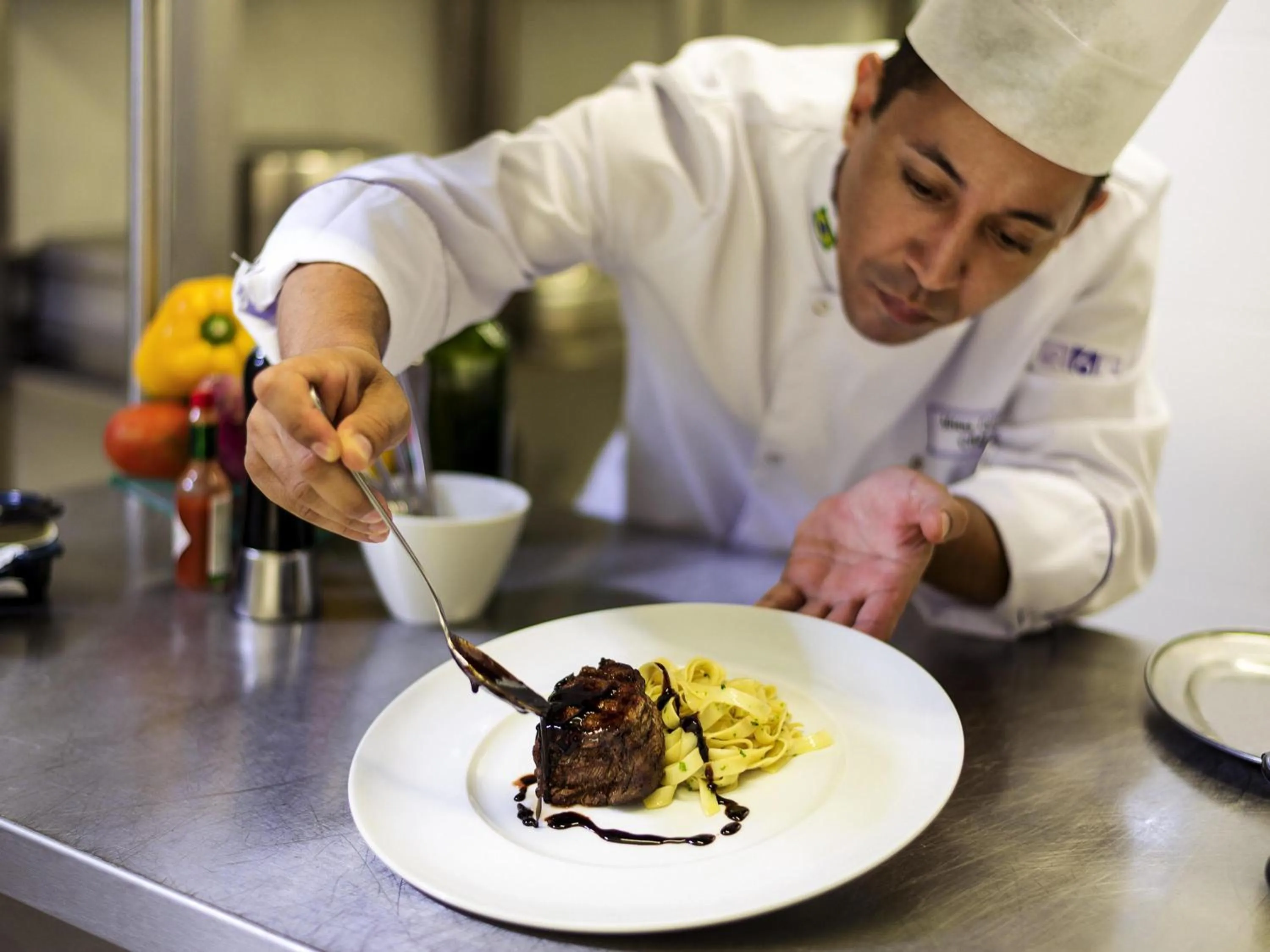 Restaurant/places to eat in Novotel Santos Gonzaga