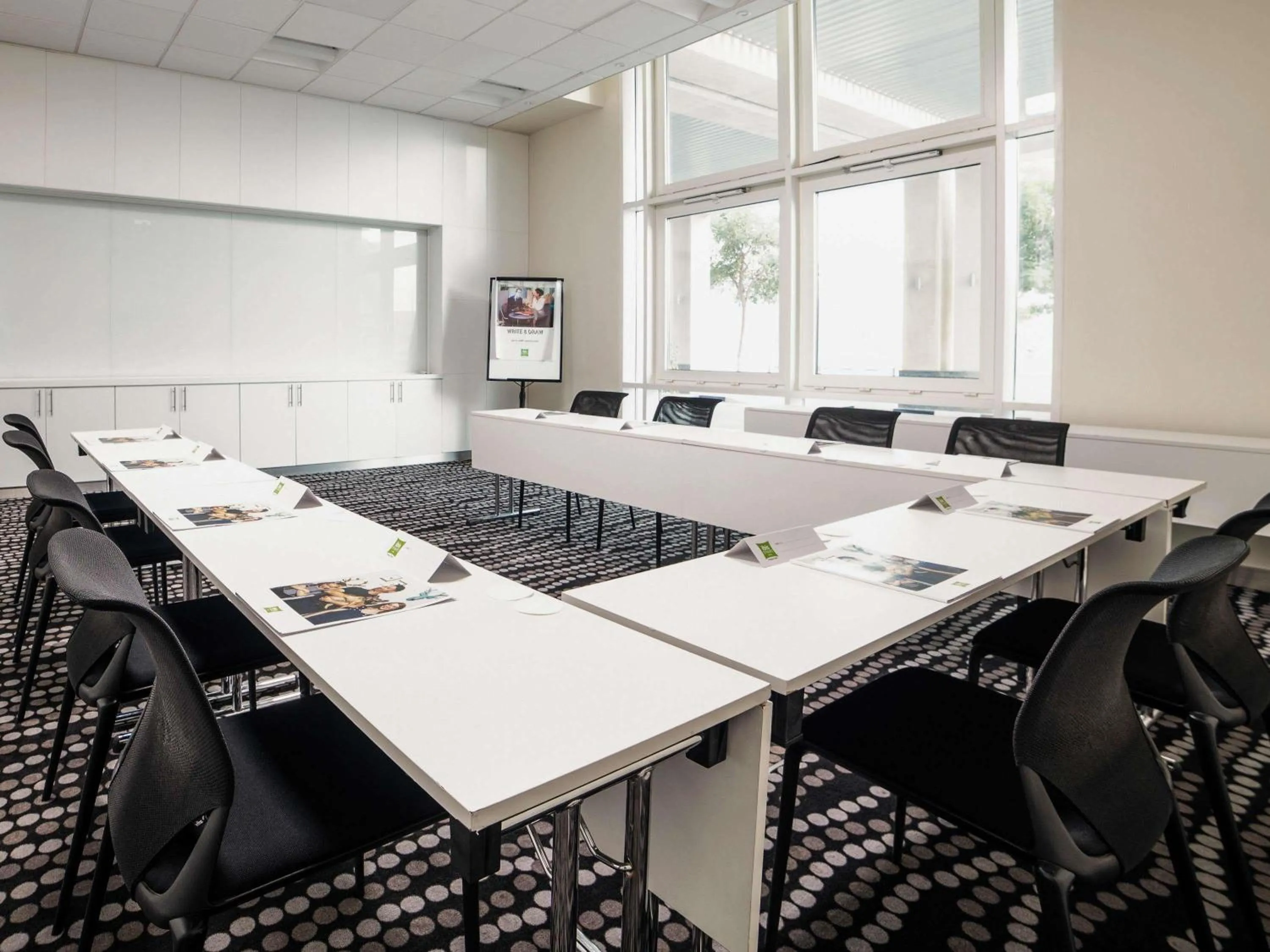 Meeting/conference room in Ibis Styles Dragon Mart Dubai