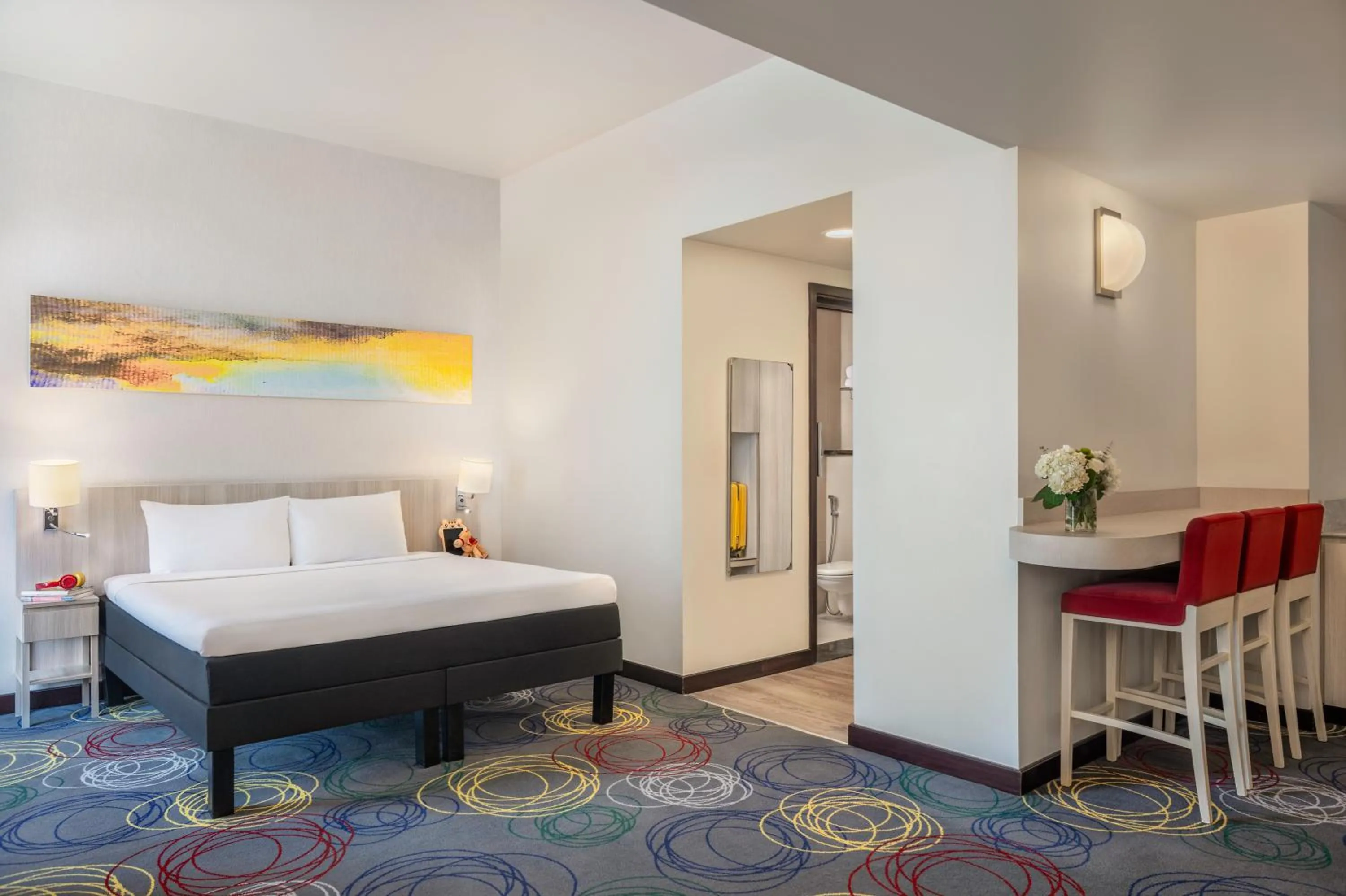 View (from property/room), Bed in Ibis Styles Dragon Mart Dubai