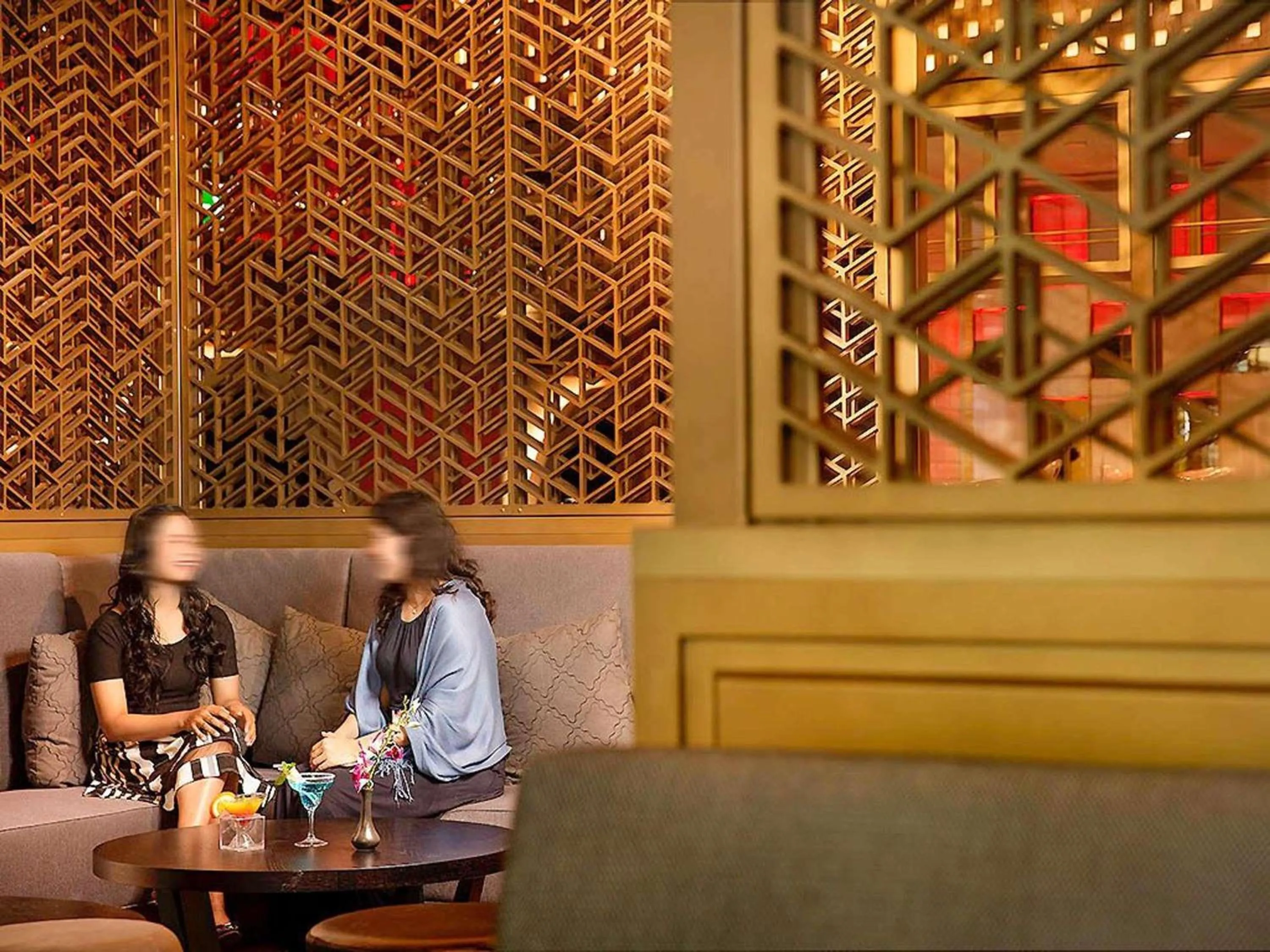 Restaurant/places to eat in ibis Dubai One Central