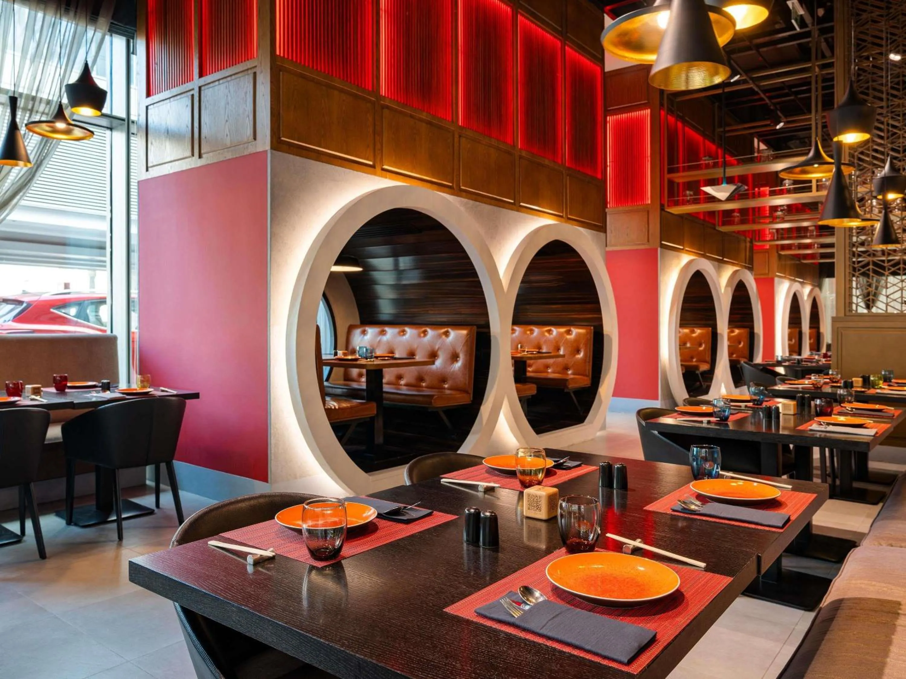 Restaurant/places to eat in ibis Dubai One Central