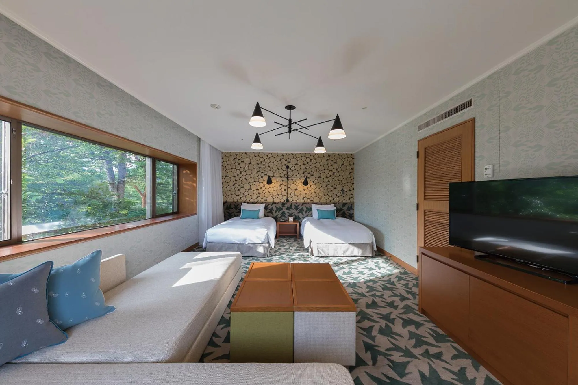 Bed in Karuizawa Prince Hotel East