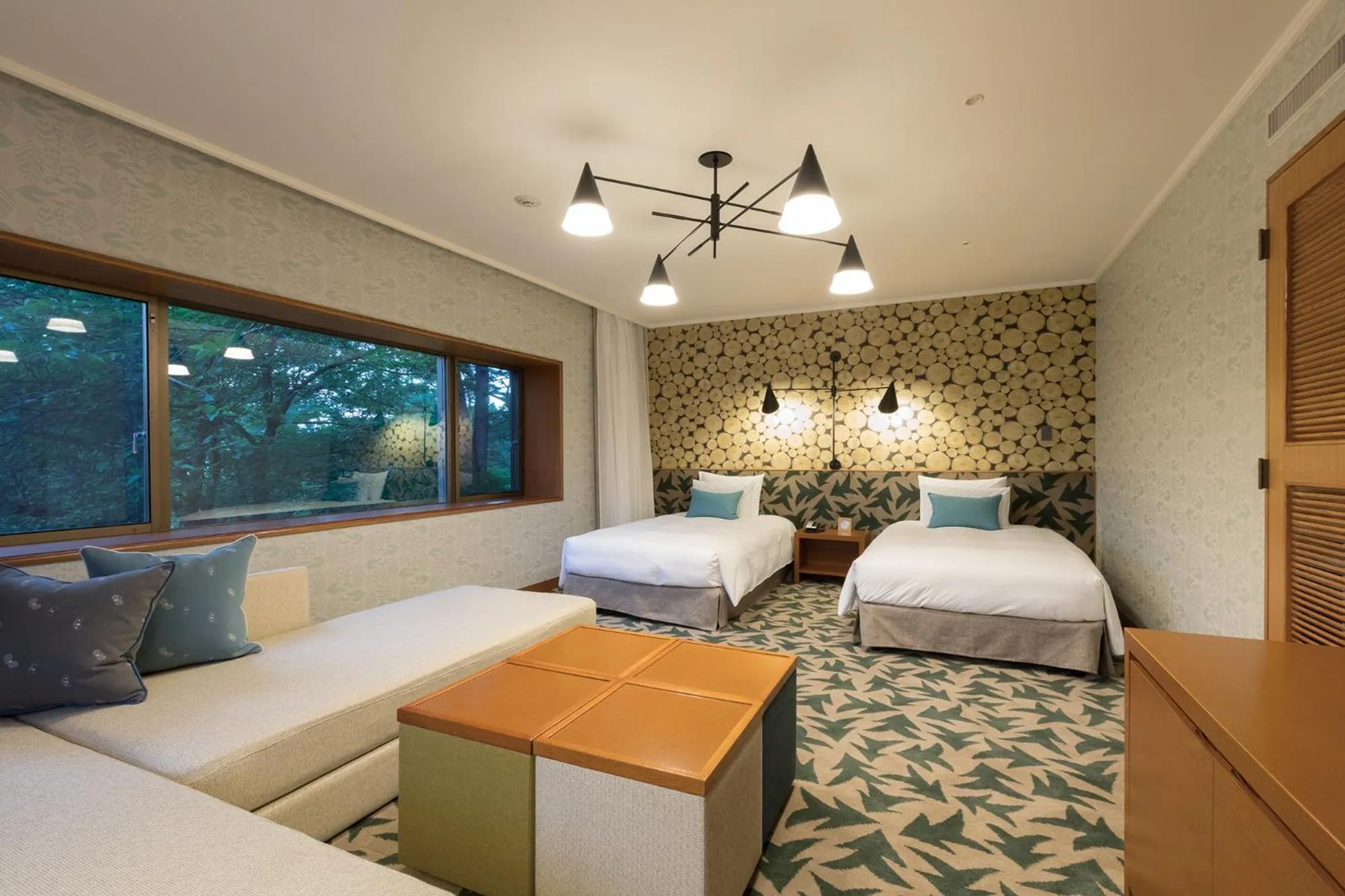 Photo of the whole room, Bed in Karuizawa Prince Hotel East