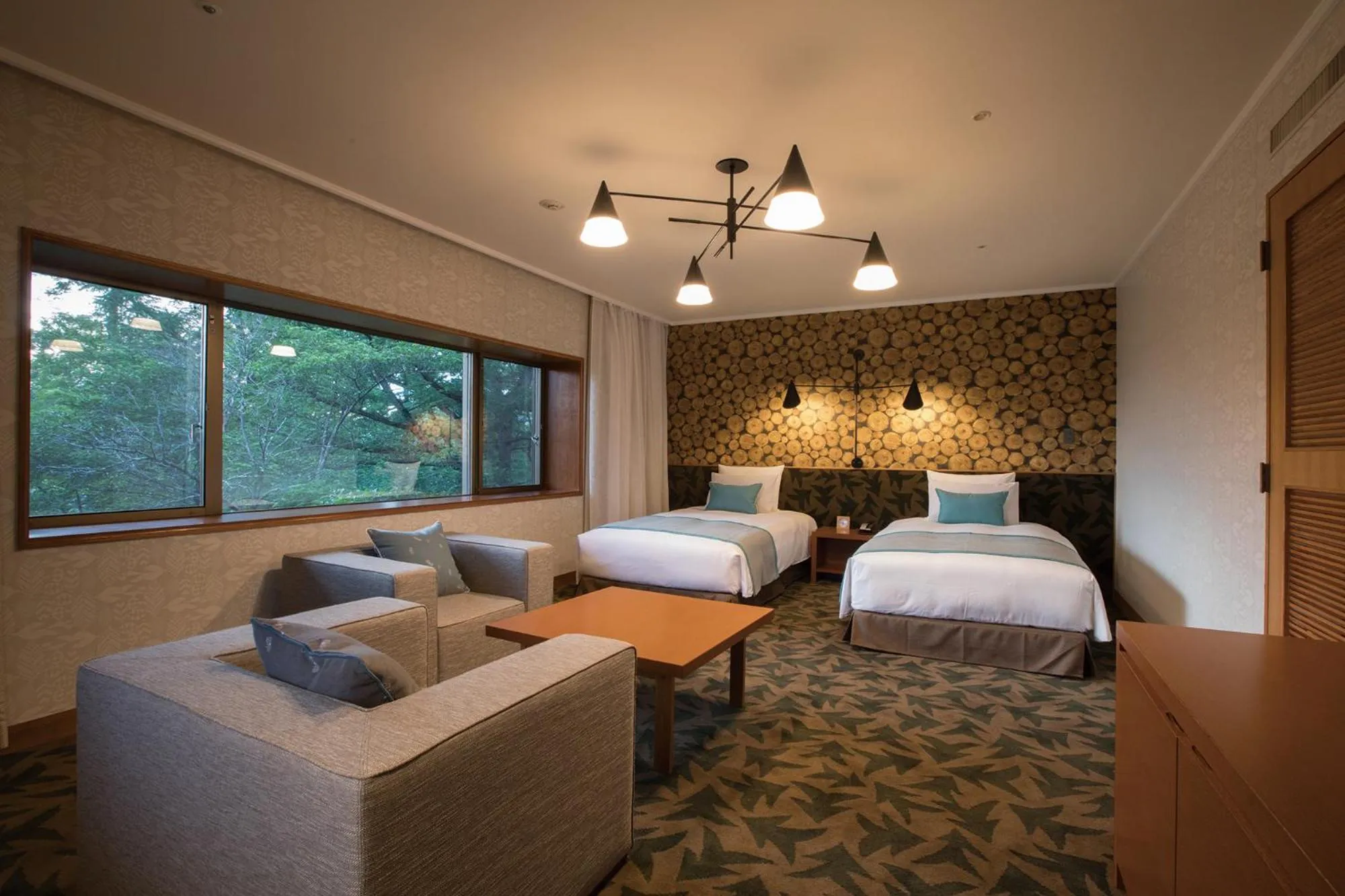 Photo of the whole room, Bed in Karuizawa Prince Hotel East