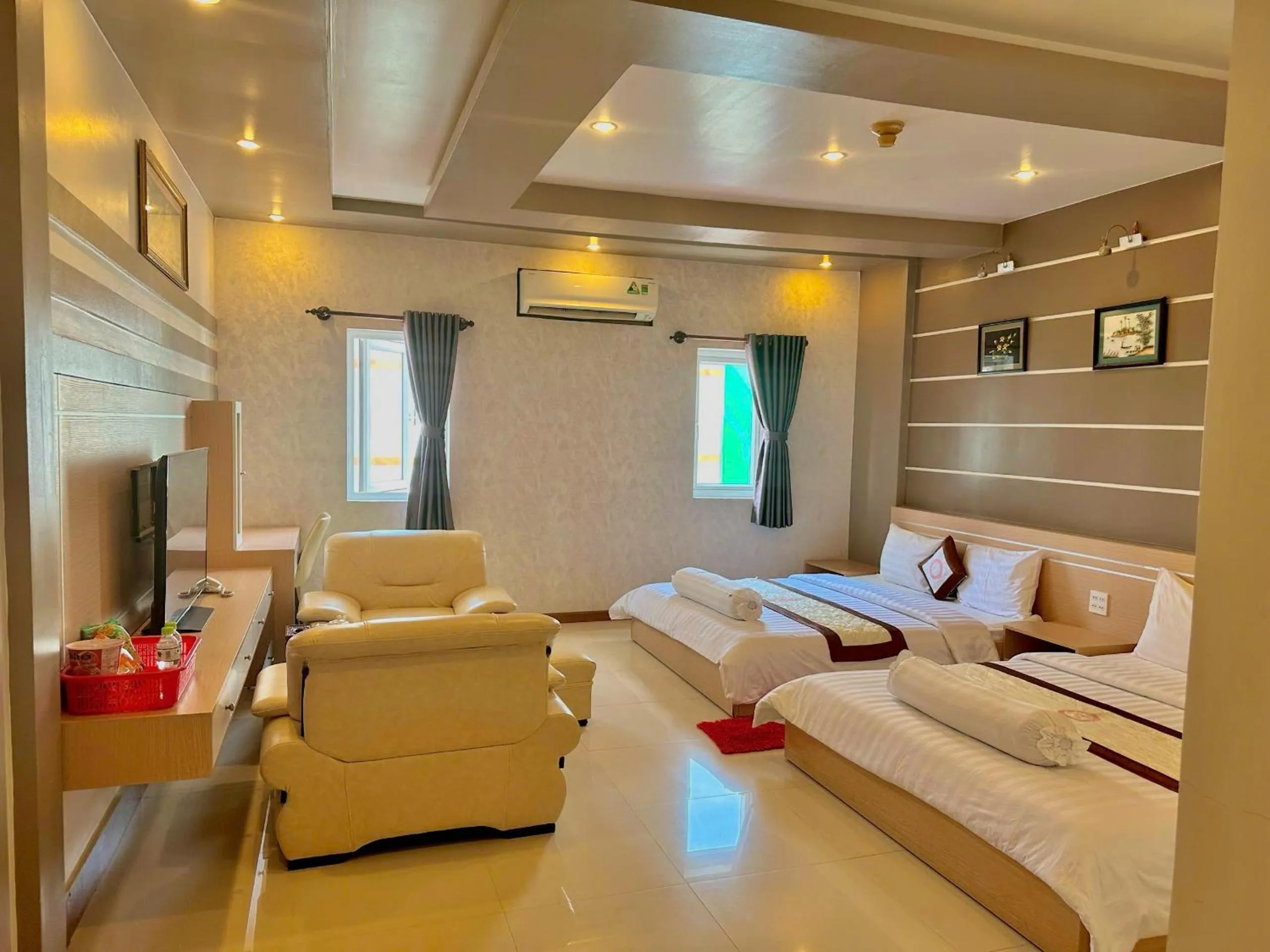 Bedroom in Phuc Hung Hotel