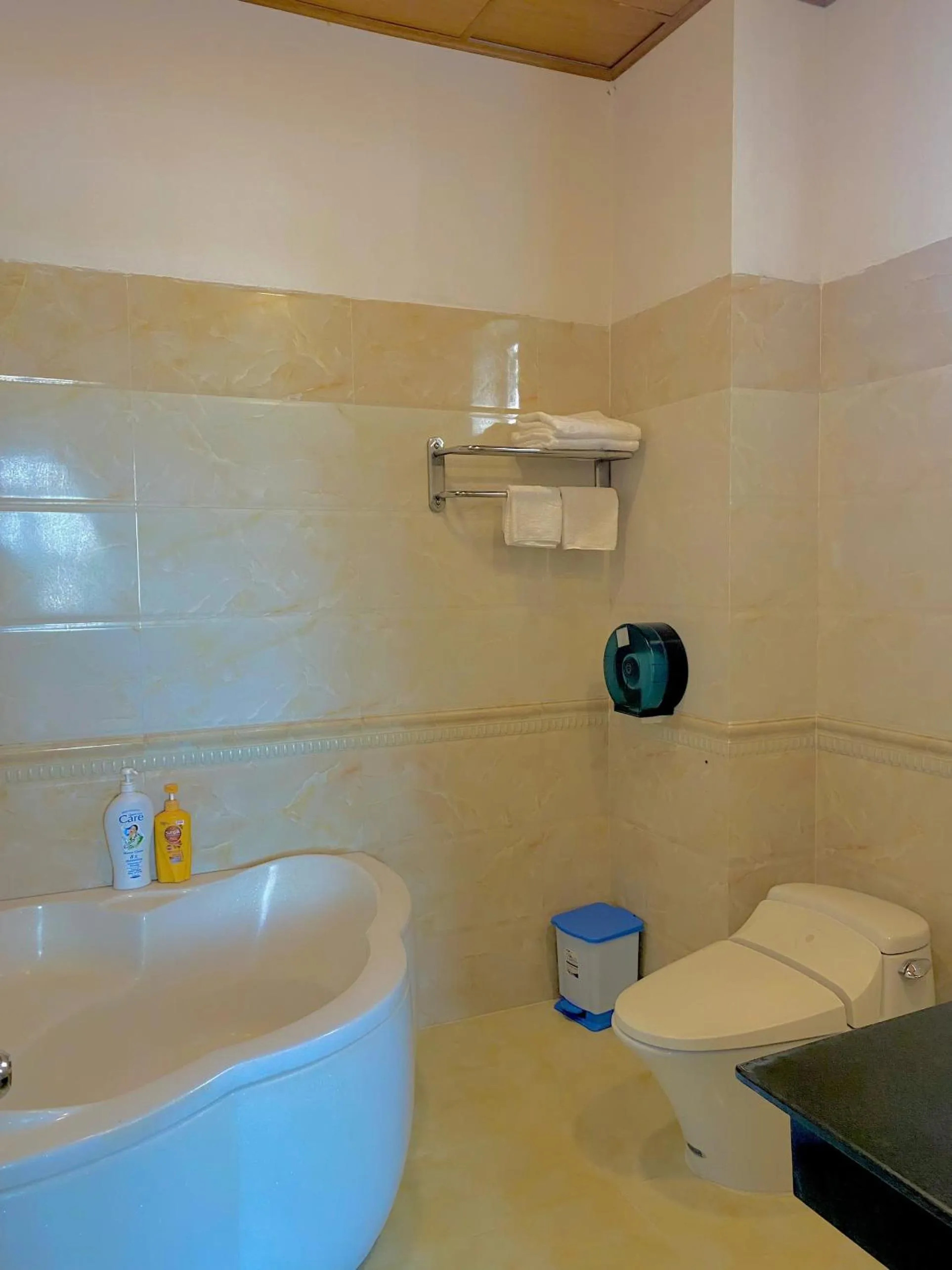 Toilet in Phuc Hung 2 Hotel