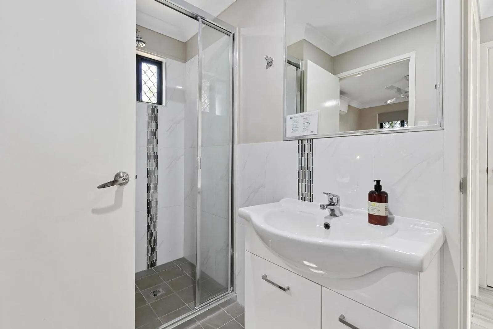 Bathroom in Ingenia Holidays Townsville