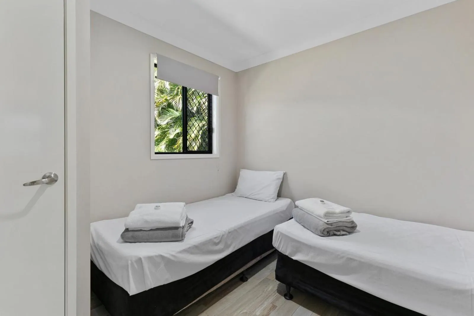 Bedroom, Bed in Ingenia Holidays Townsville