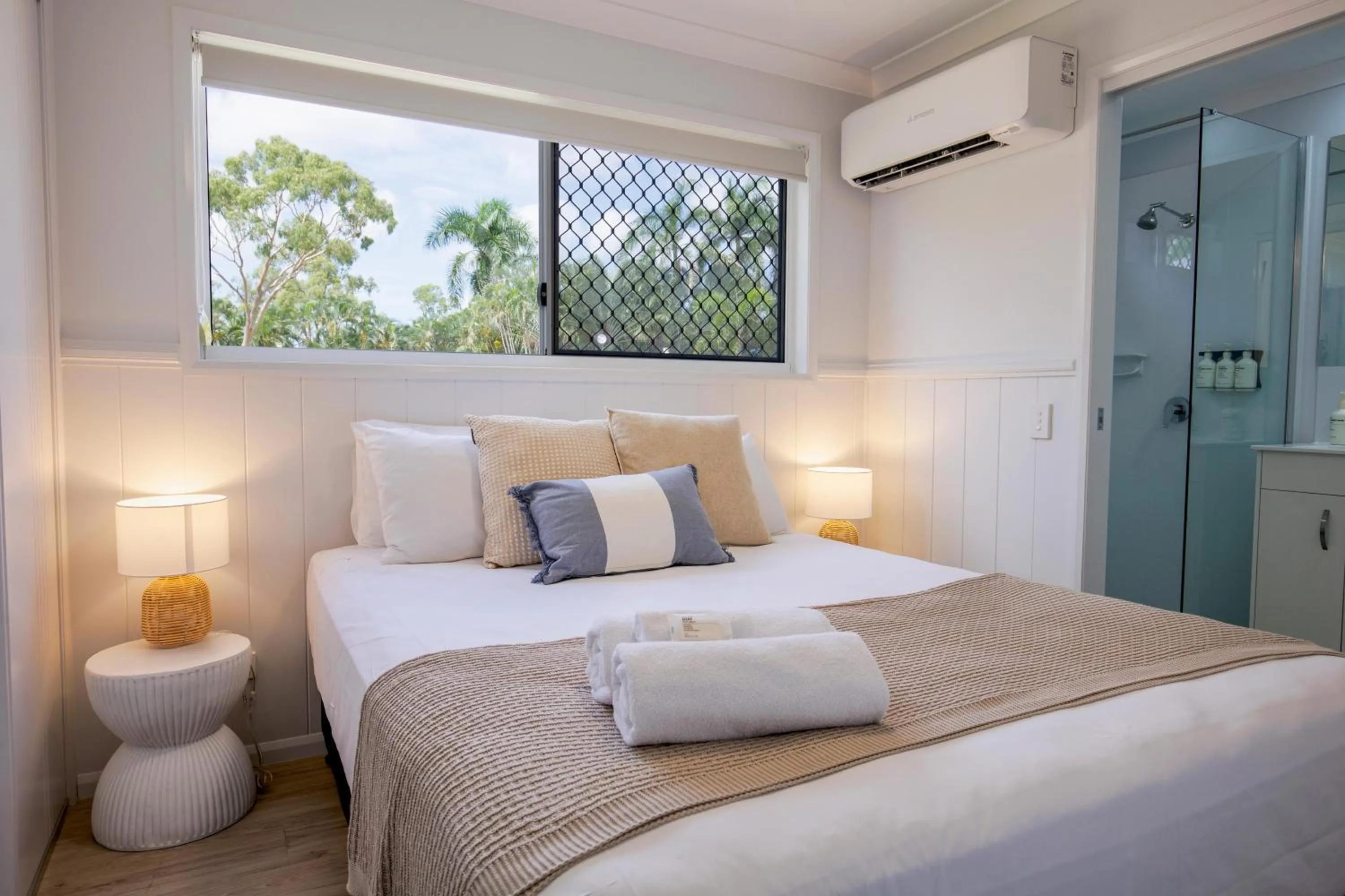 Bedroom, Bed in Ingenia Holidays Townsville