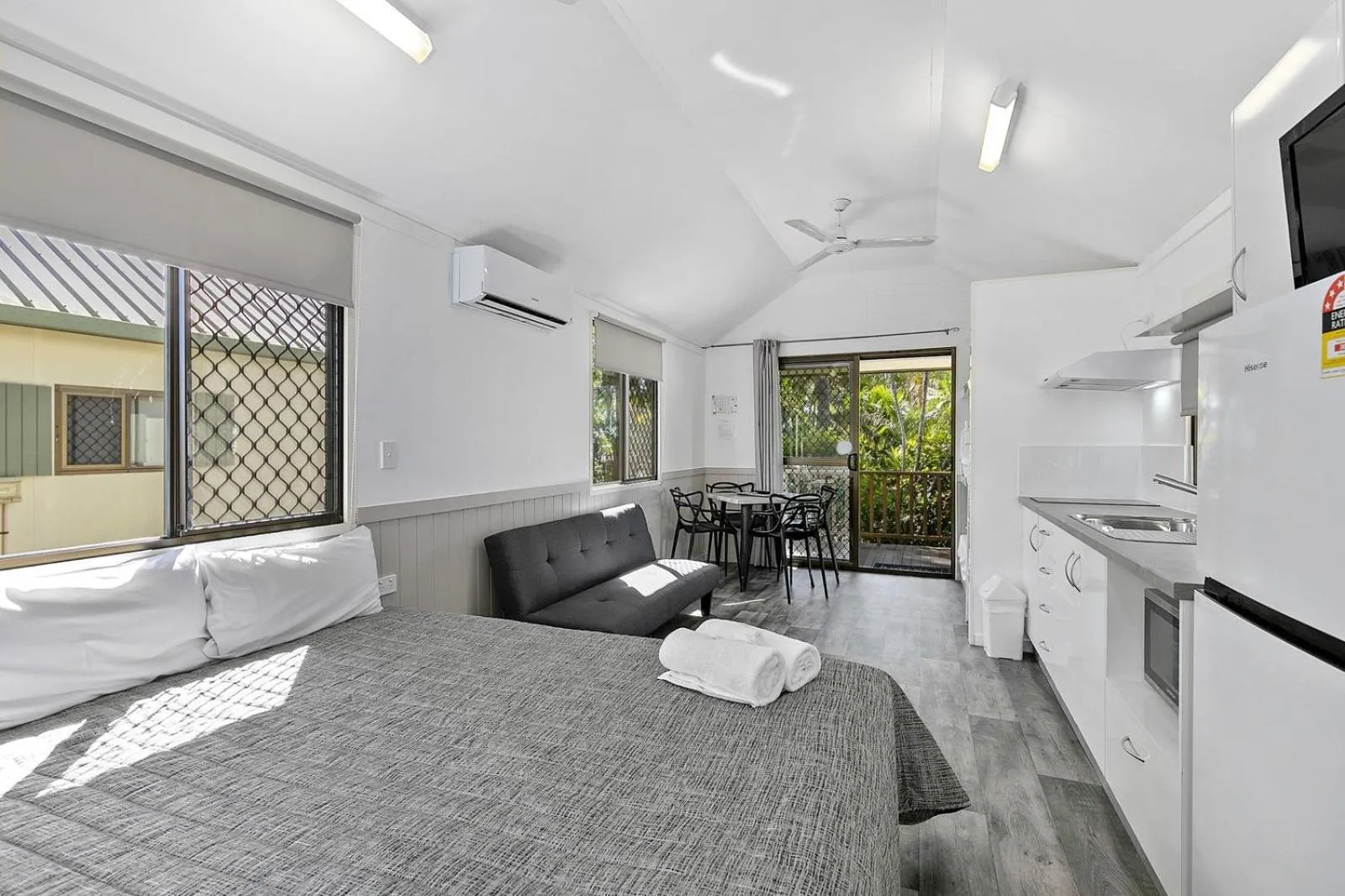 Bed in Ingenia Holidays Townsville