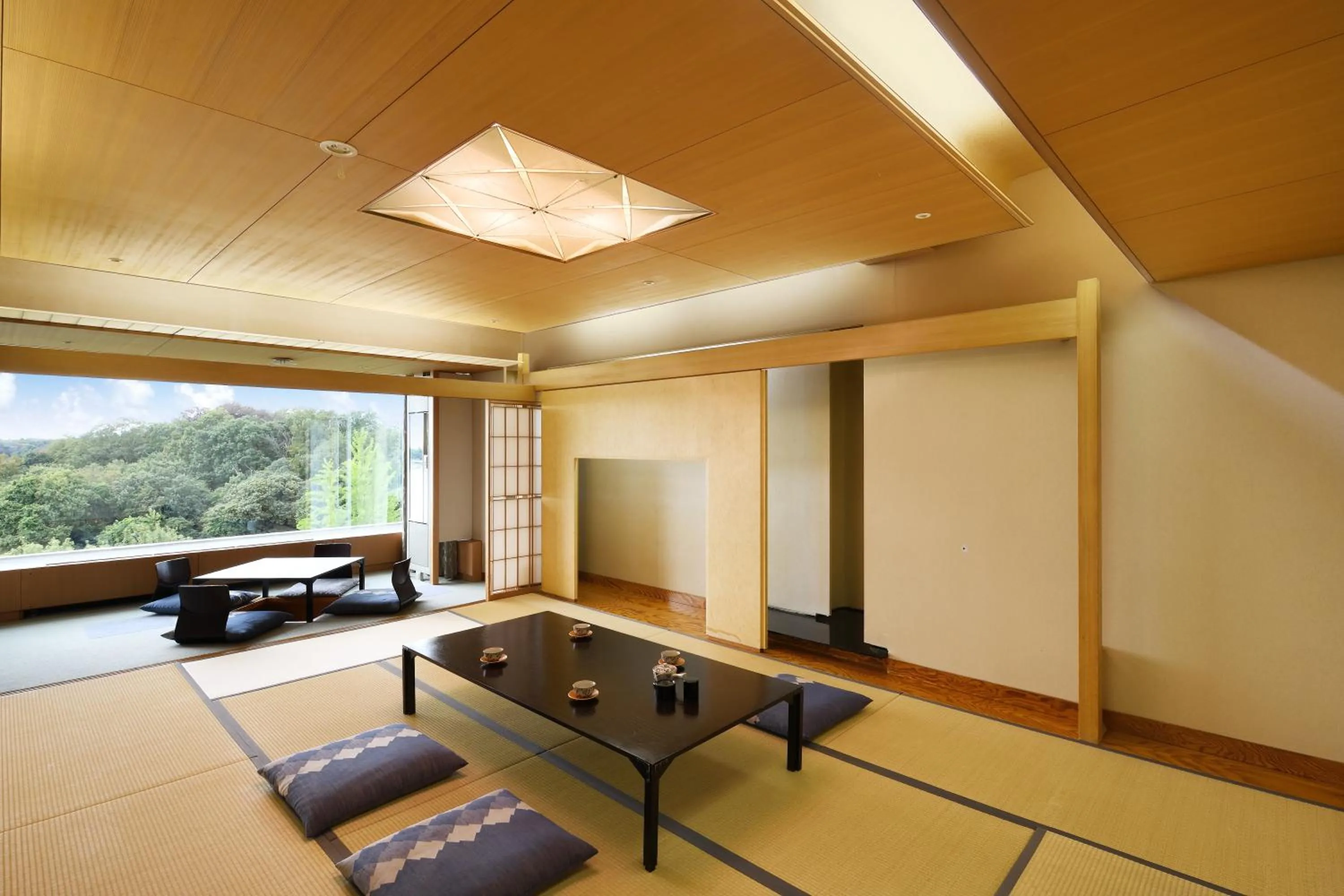 Living room in Kikusuitei