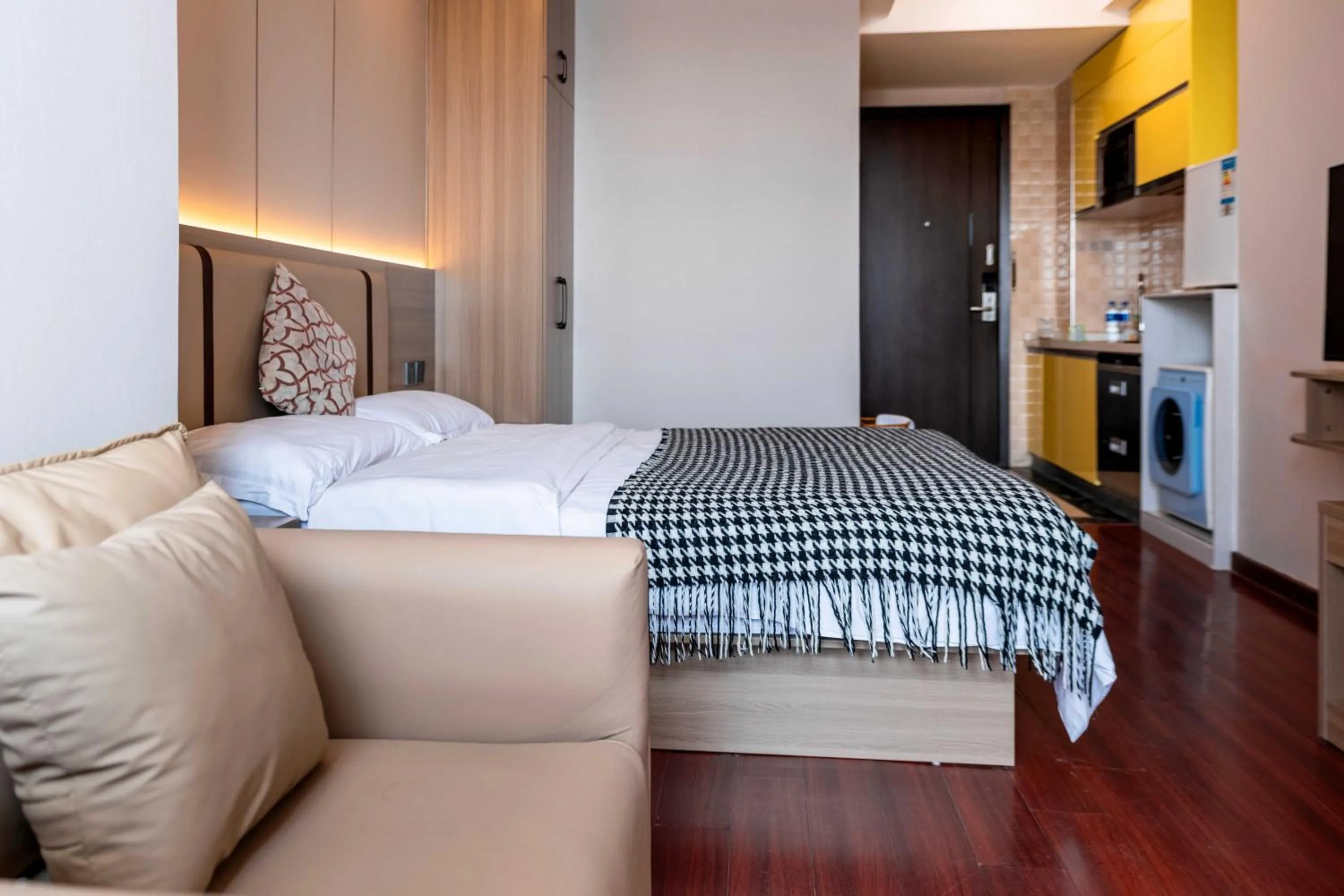 Bed in Guangzhou Xingke Apartment