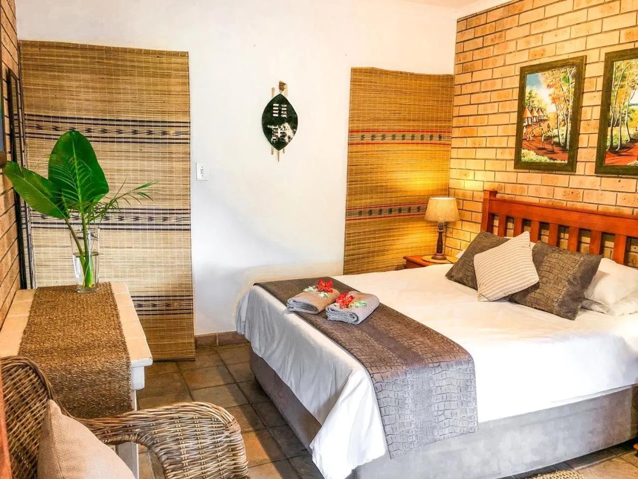 Bedroom in Ingwenya Lodge