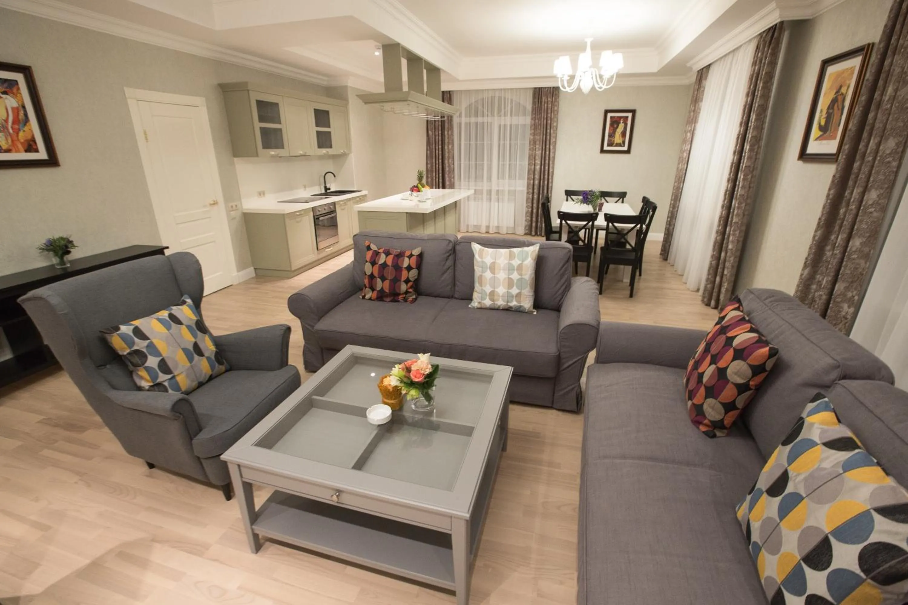 Living room in Hotel Monaco