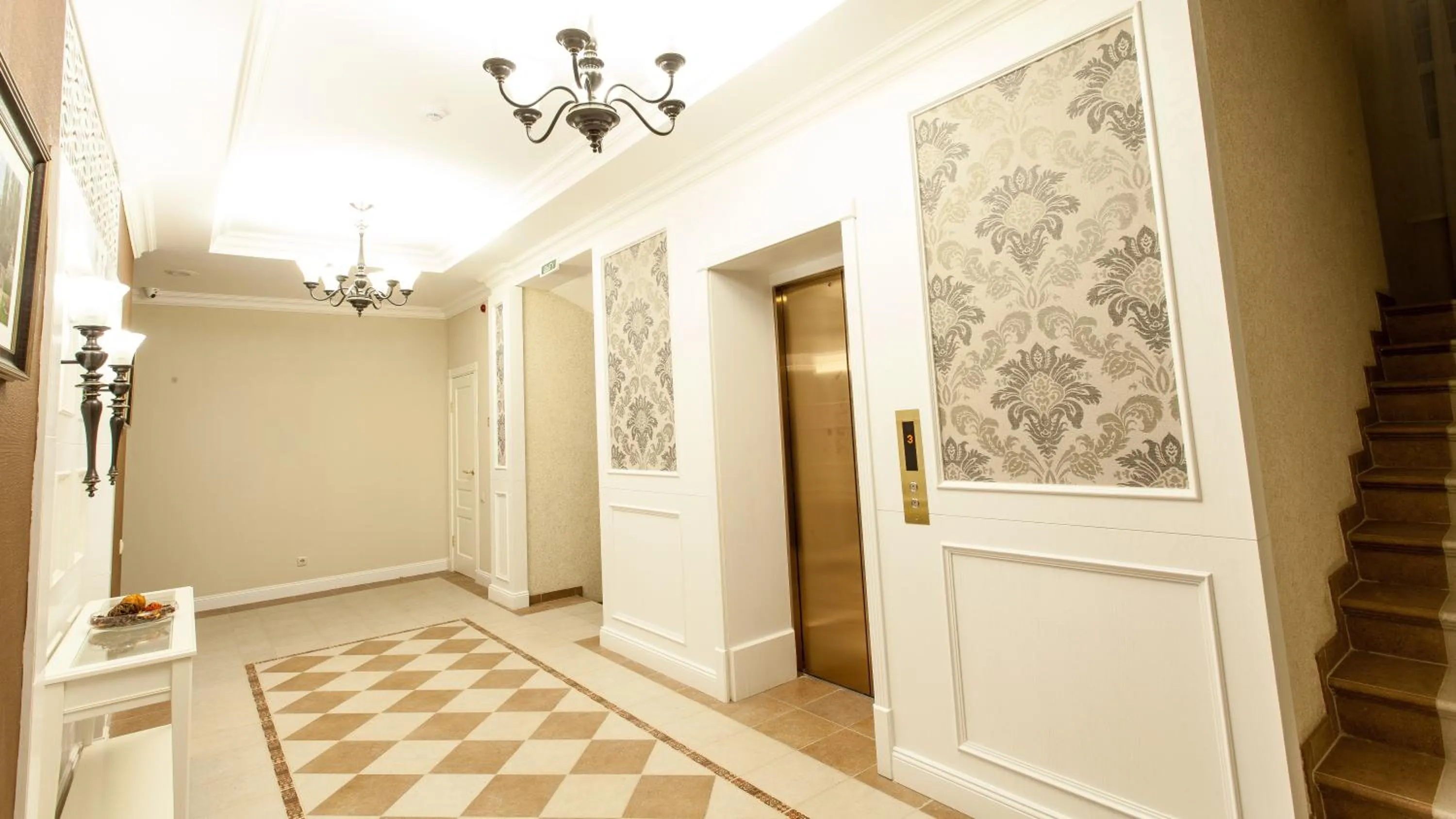 Area and facilities in Hotel Monaco