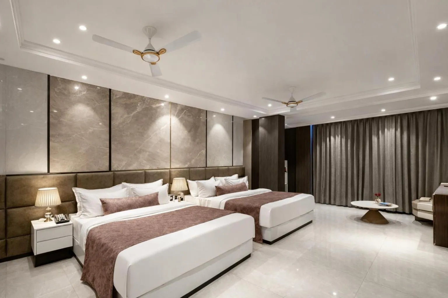 Photo of the whole room, Bed in Hotel Aroma Suites Delhi Airport