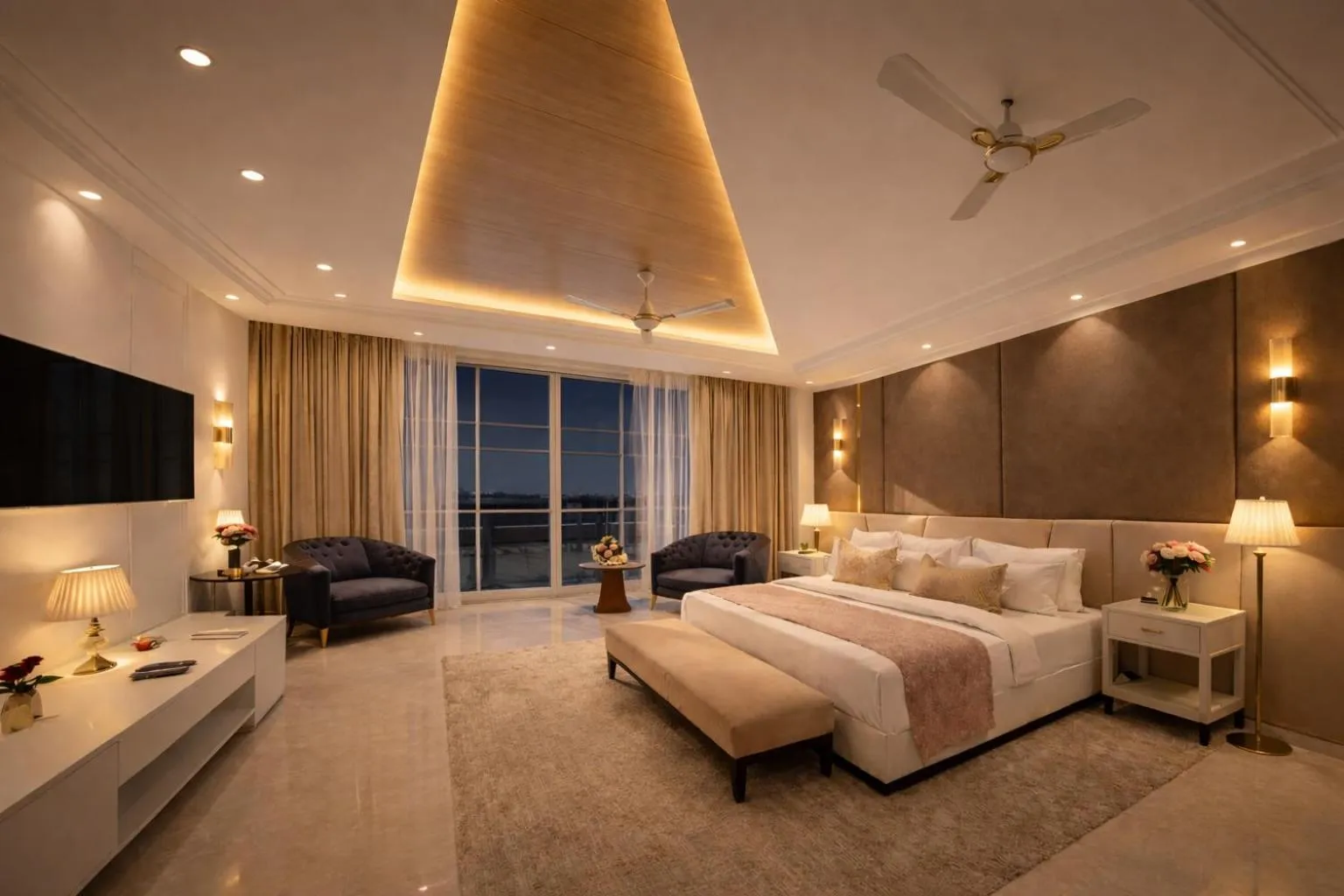 Photo of the whole room, Bed in Hotel Aroma Suites Delhi Airport