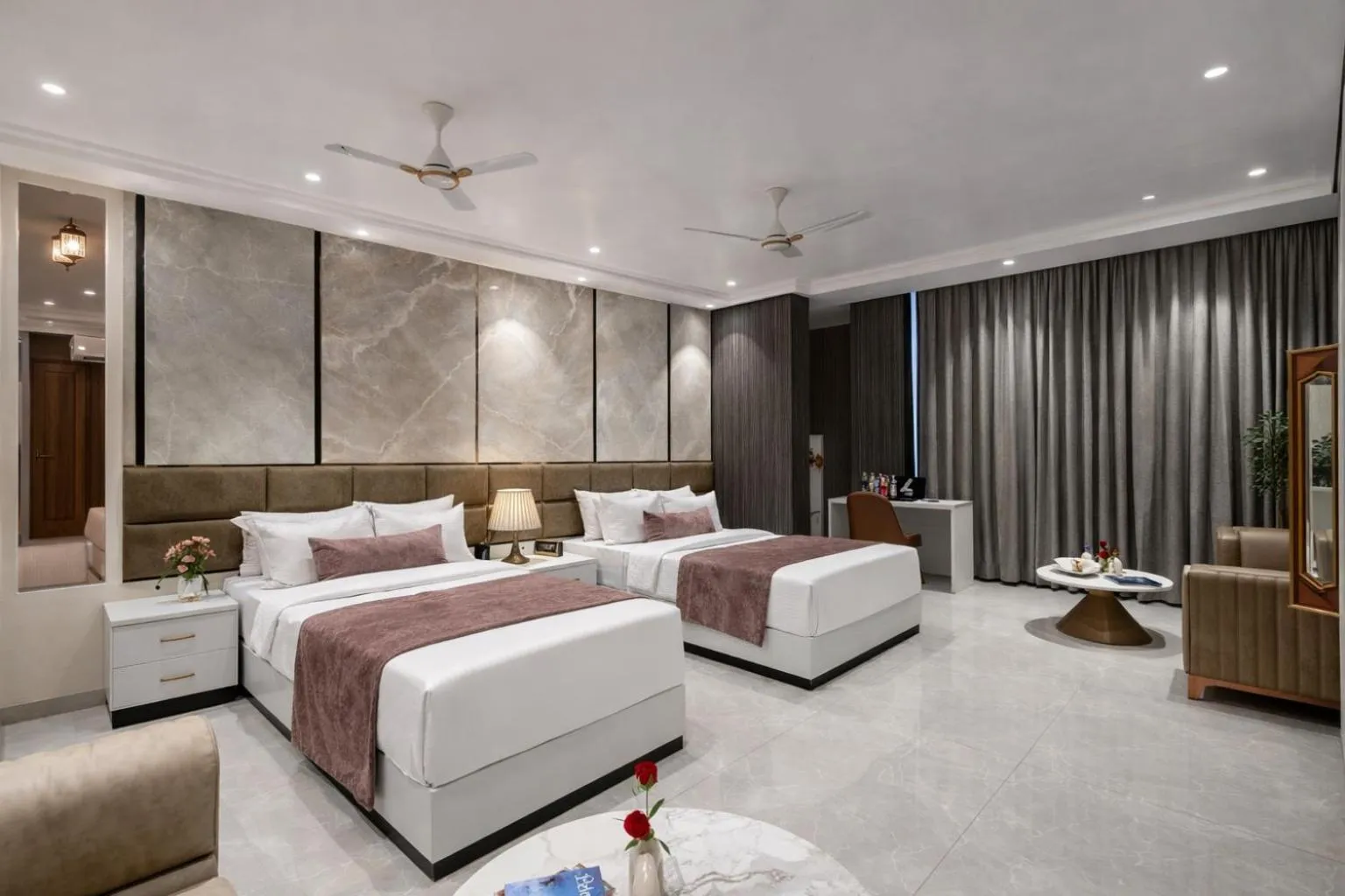 Photo of the whole room, Bed in Hotel Aroma Suites Delhi Airport