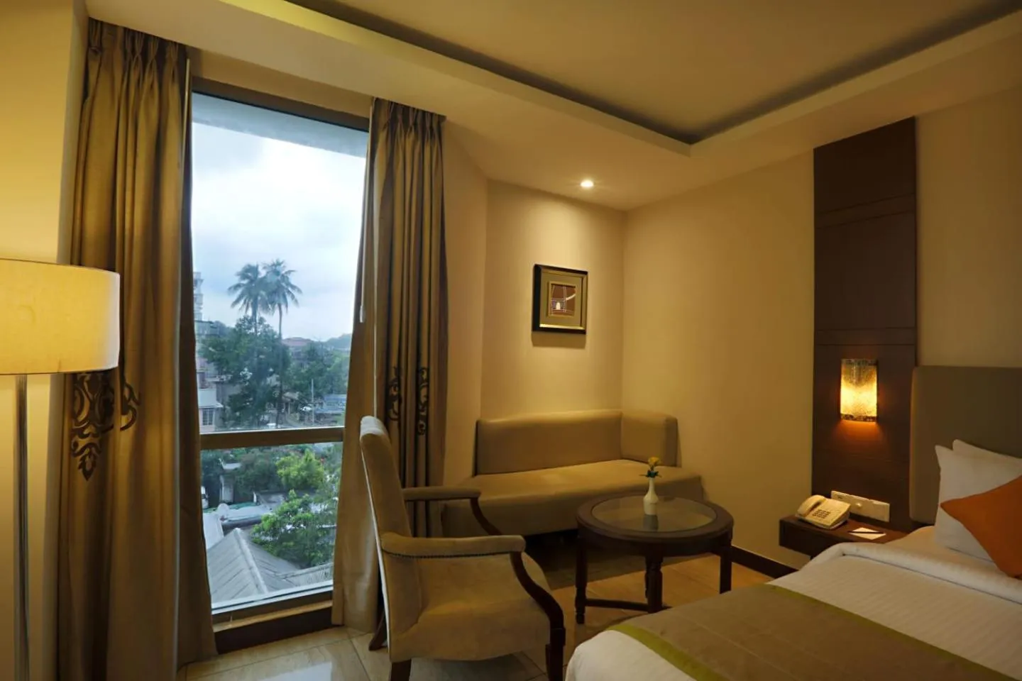 Photo of the whole room, Bed in Hotel Aroma Suites Delhi Airport