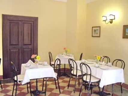 Restaurant/places to eat in Palazzo Senape De Pace