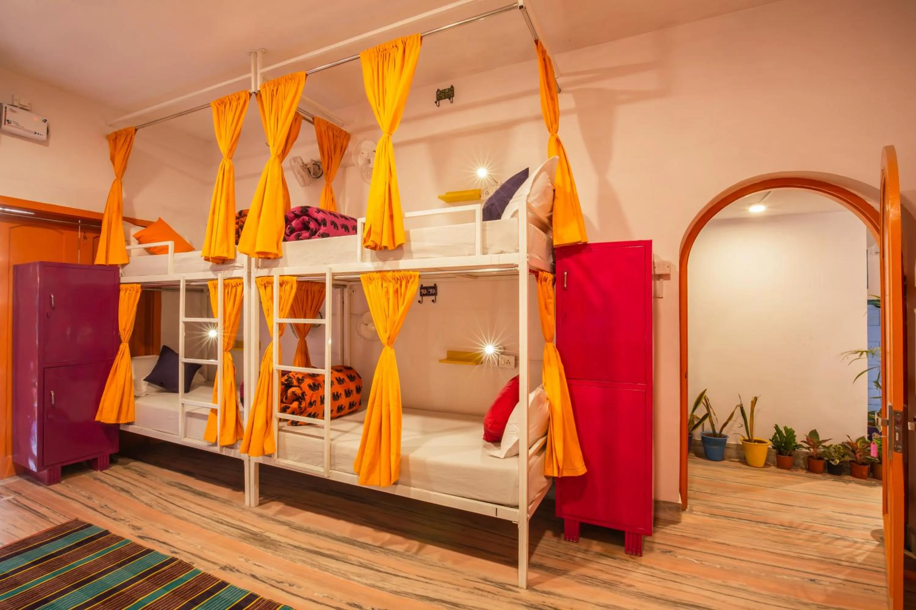 bunk bed, Bed in goSTOPS Lite Jaipur