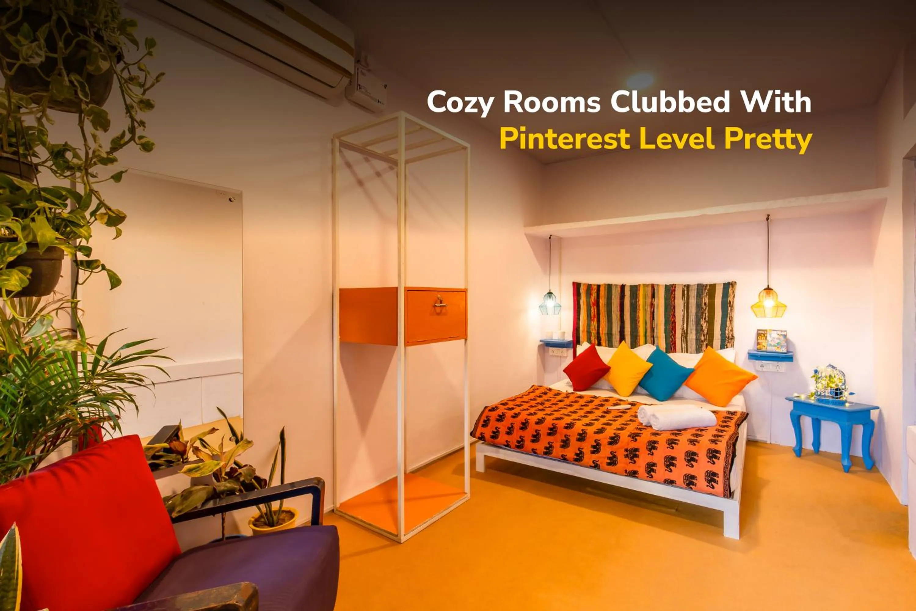 Bed in goSTOPS Lite Jaipur