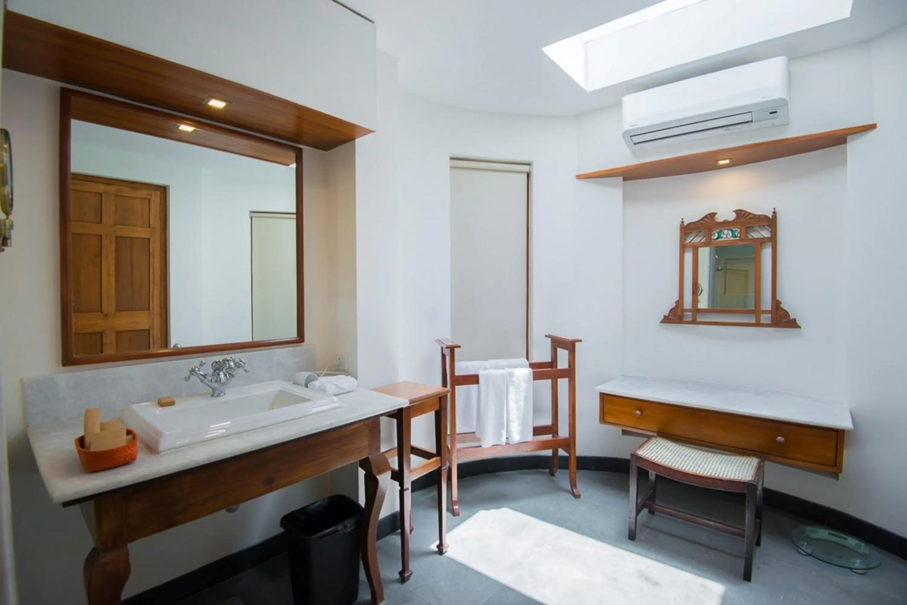 Shower in Svatma - A Luxury Heritage Resort