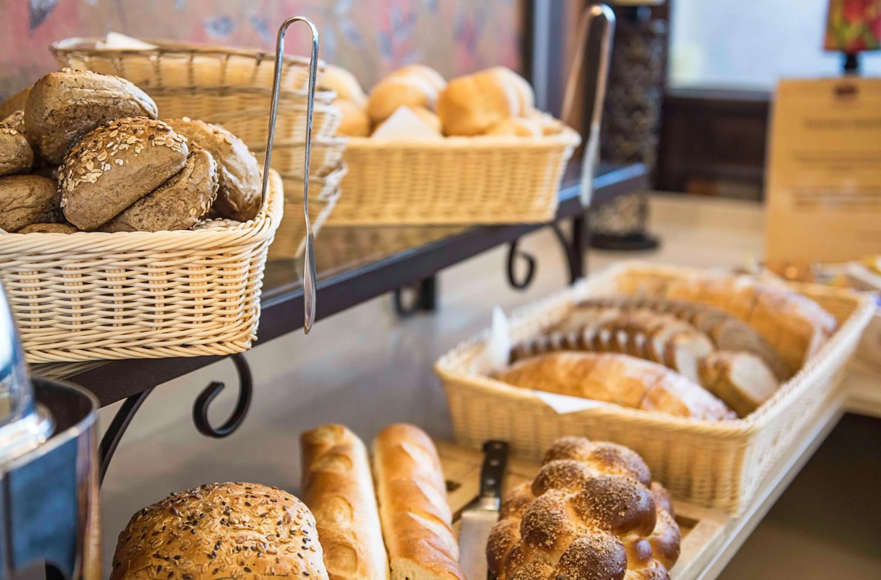 Buffet breakfast in Hotel Kryształ Conference & Spa