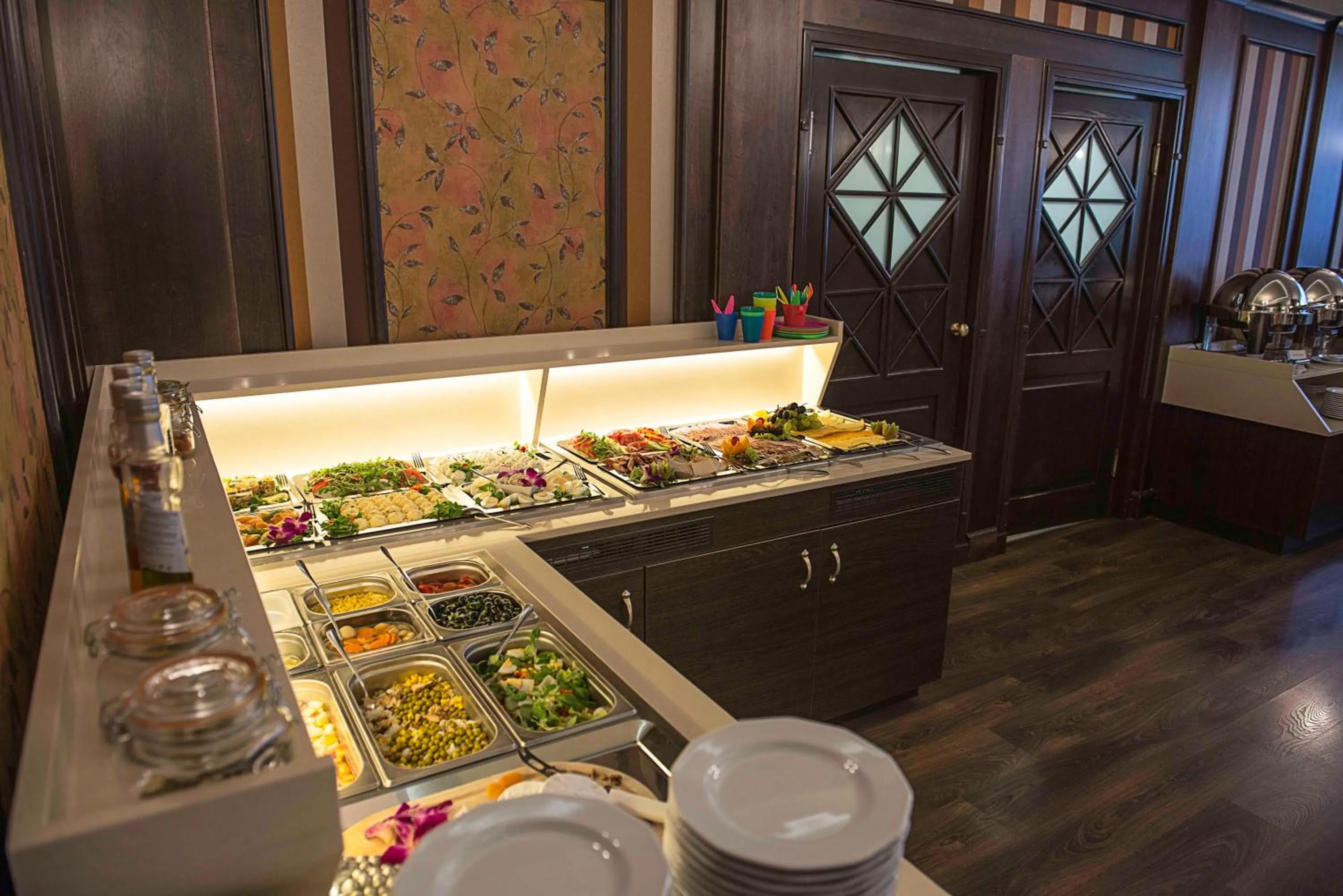 Buffet breakfast in Hotel Kryształ Conference & Spa