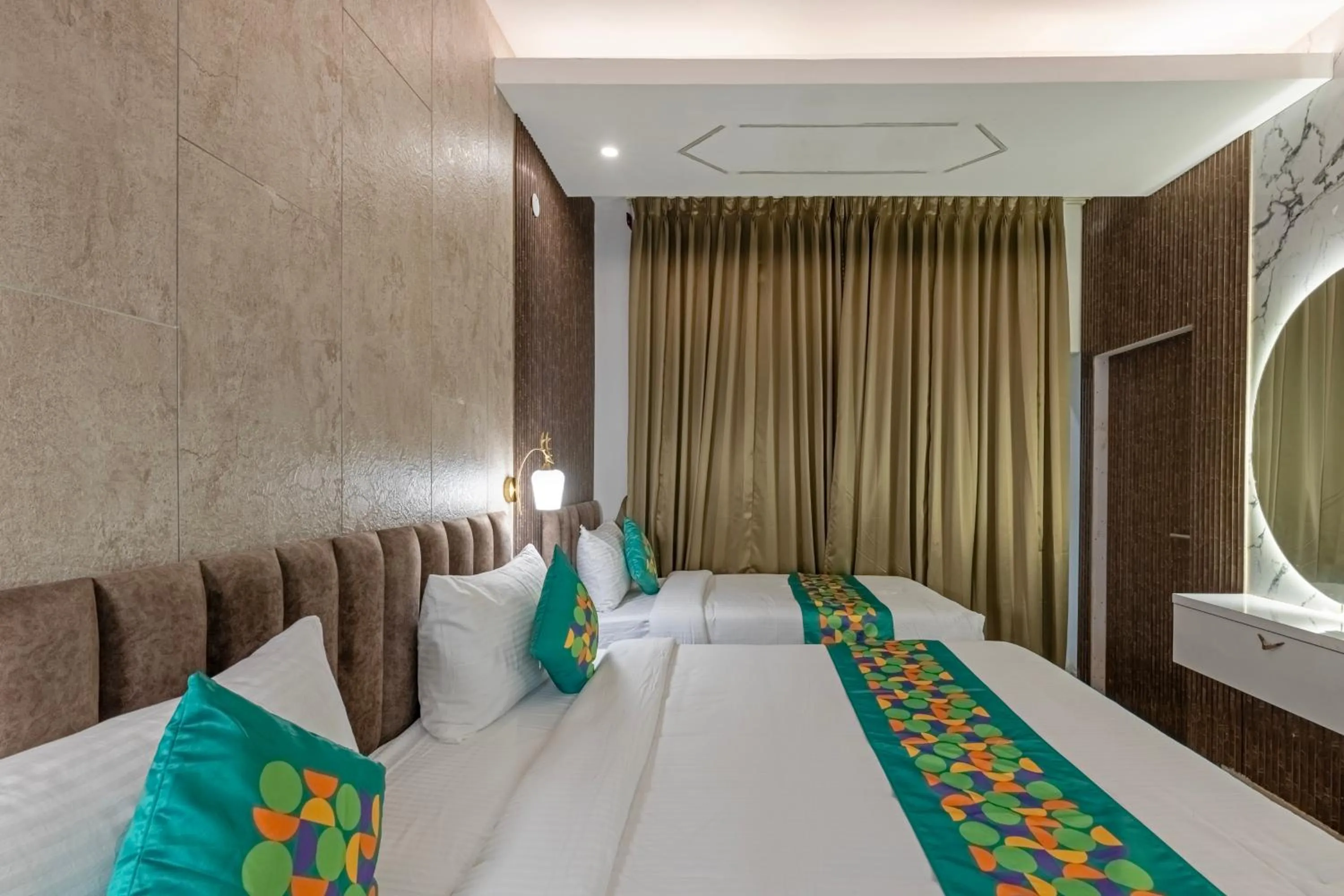 Bedroom, Bed in Treebo Premium Emerald Dove