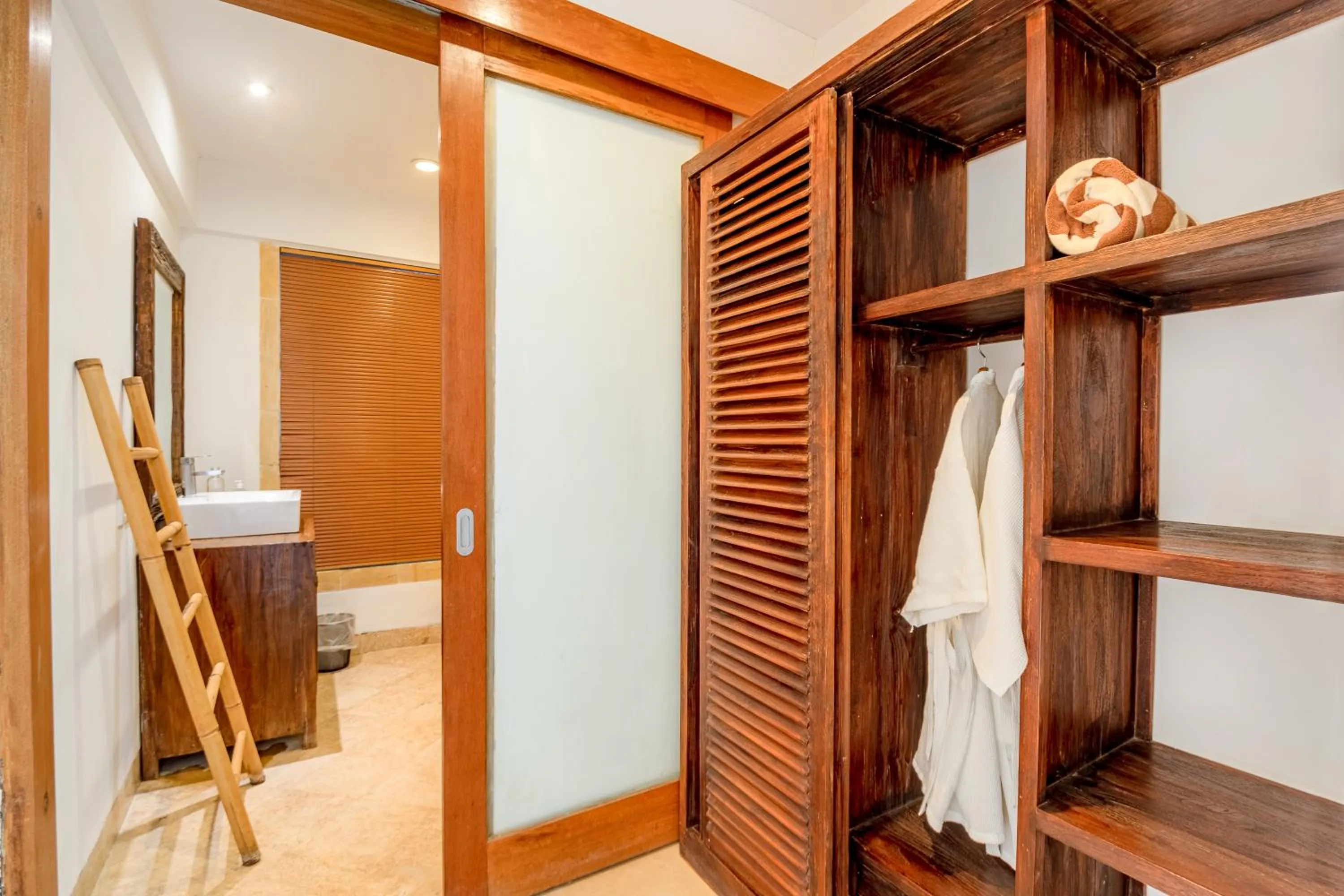 Bathroom in Two Lizards Beach Villas