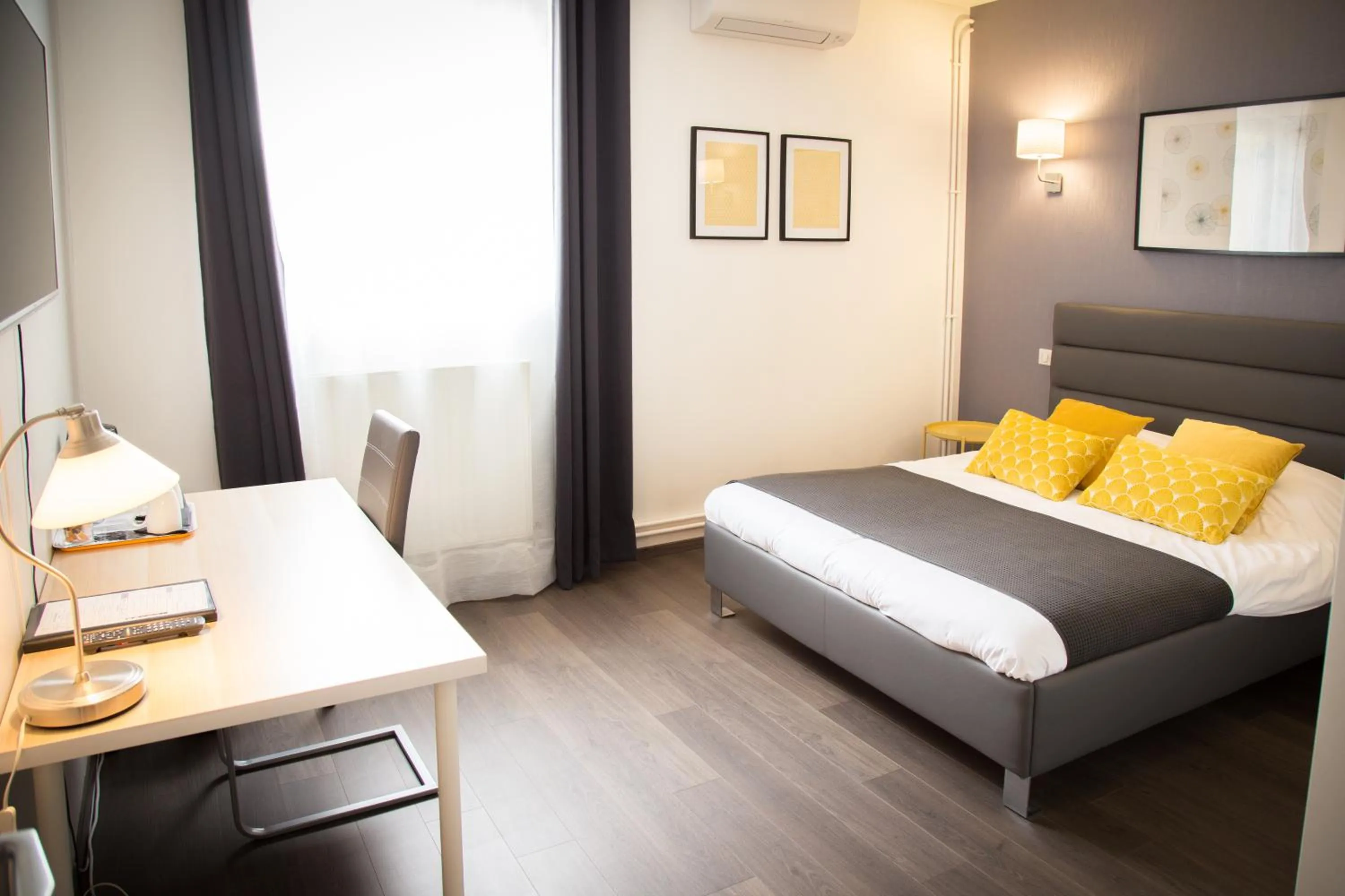 Coffee/tea facilities in Villa Louis Victor